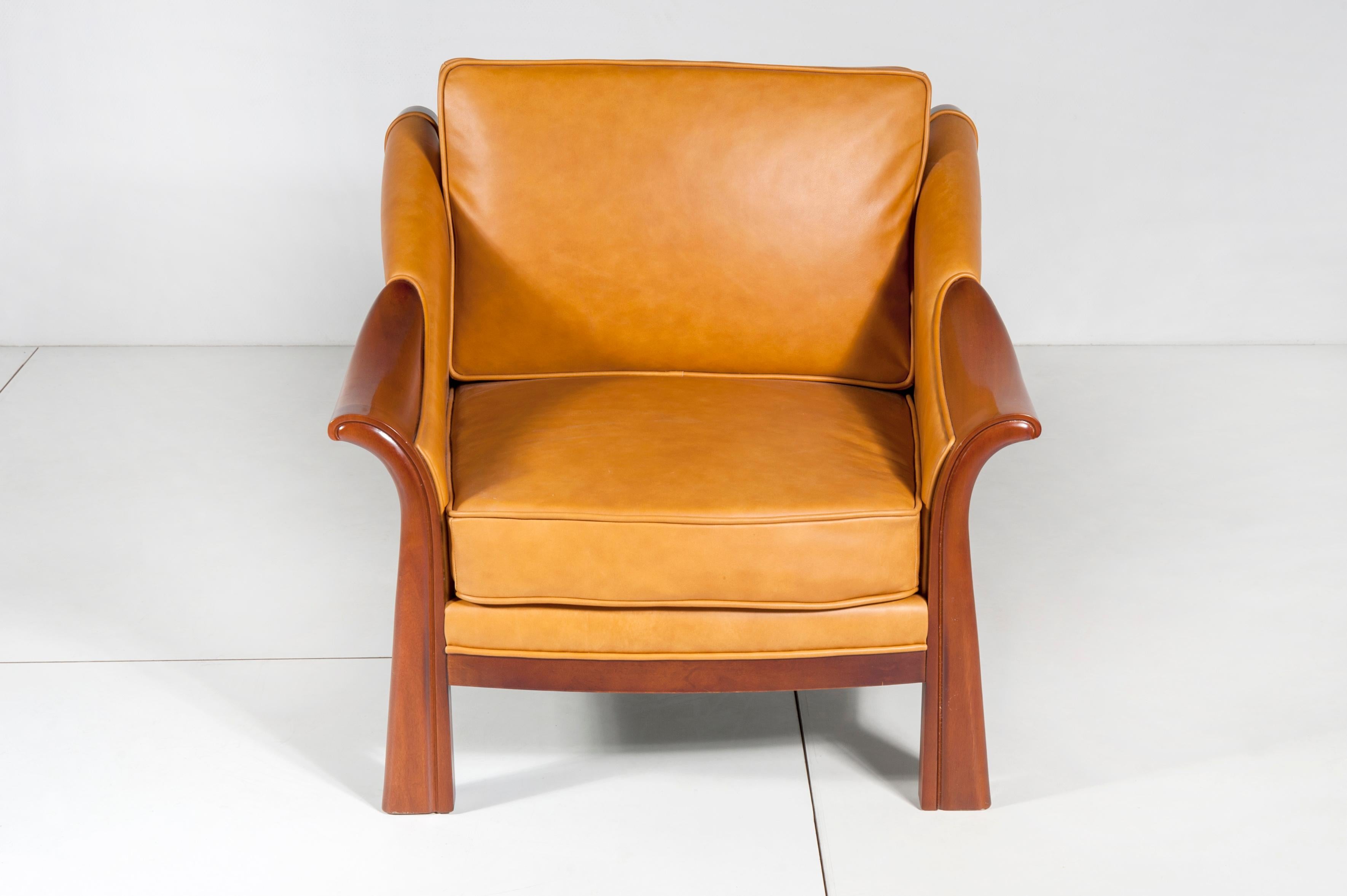 Fin du 20e siècle Paire de fauteuils de Pierre Chareau en vente