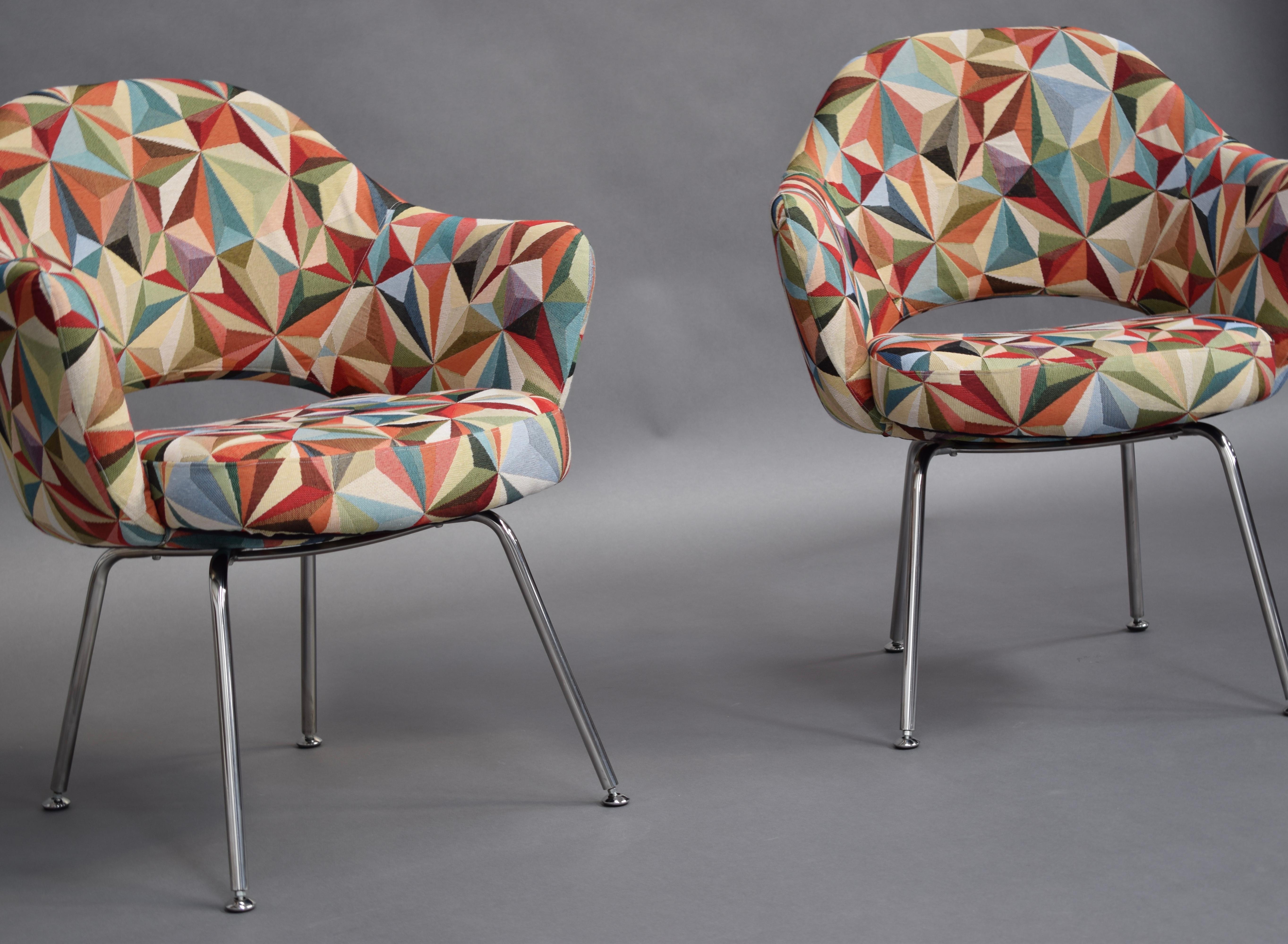 Pair of Armchairs by Eero Saarinen for Knoll with New Upholstery, USA circa 1960 In Excellent Condition In Pijnacker, Zuid-Holland