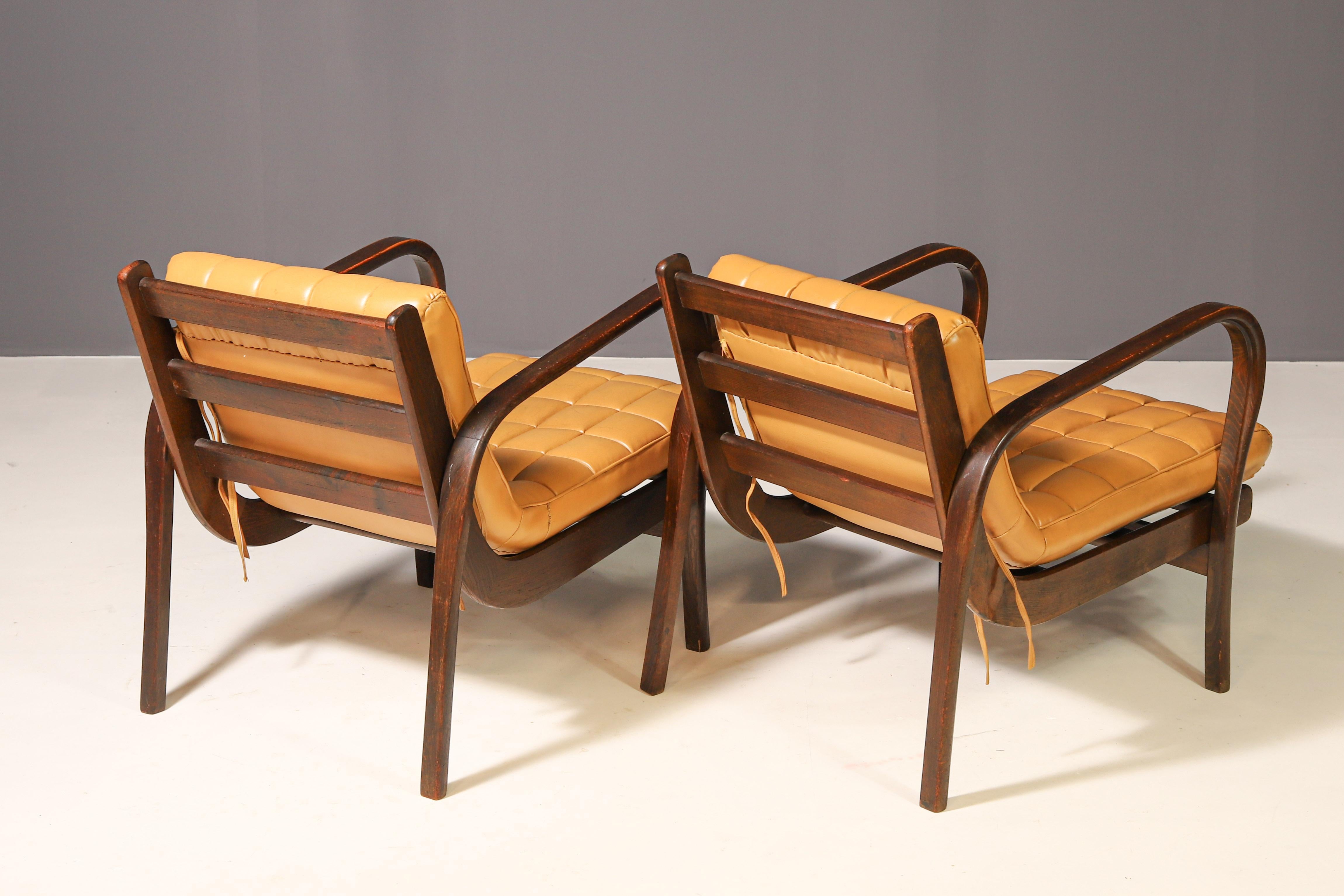 Legno Coppia di poltrone di Karel Kozelka & Antonín Kropáček per Interi Praha, anni '40 in vendita