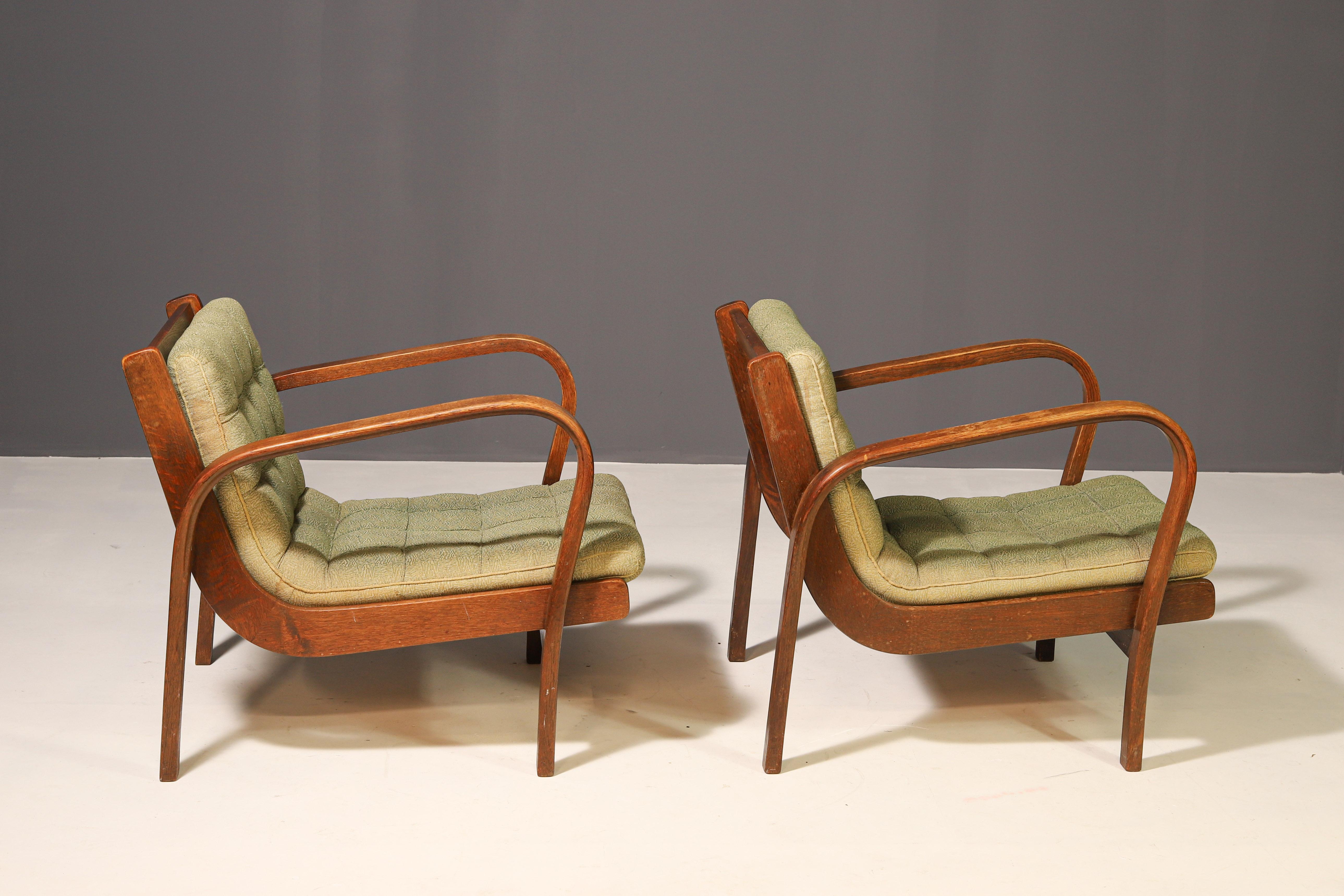Pair of arm chairs by Karel Kozelka & Antonín Kropáček for Interier Praha, 1940s For Sale 2