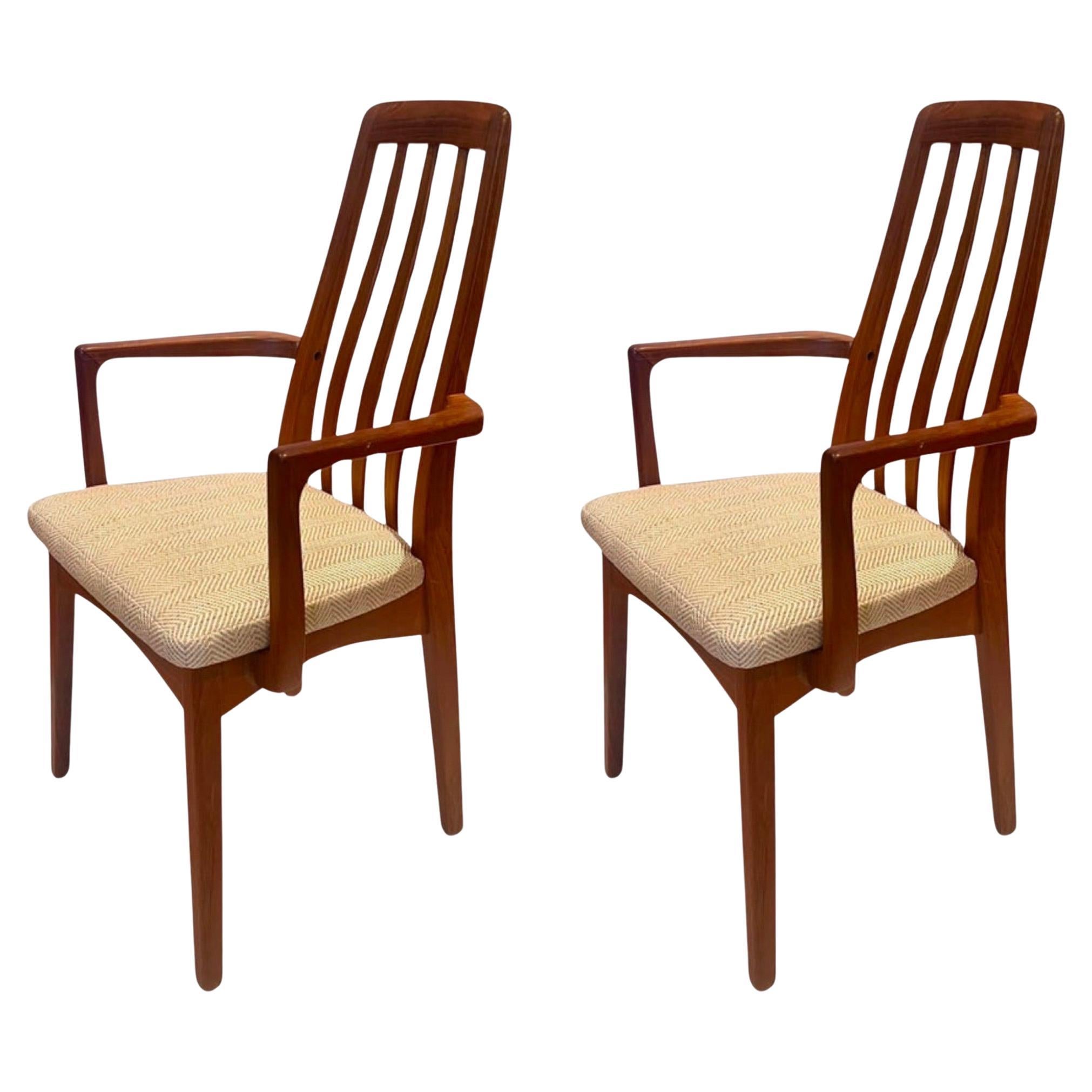 Pareja de sillones de comedor de teca de Benny A. Linden Nueva tapicería
