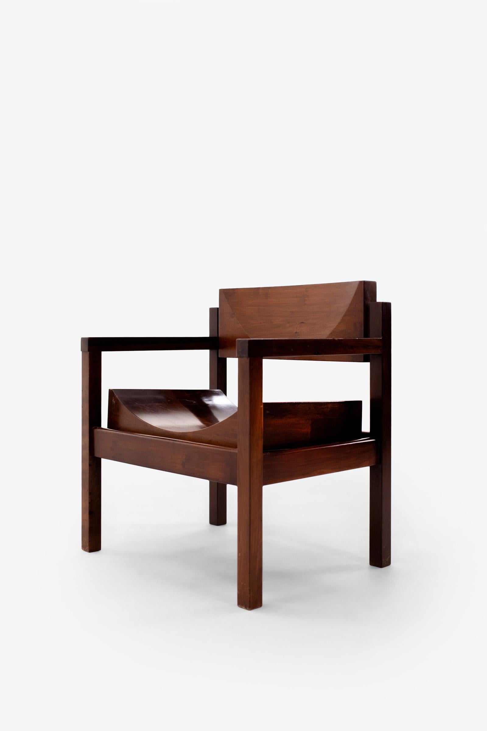 Paire de fauteuils par Joaquim Tenreiro, Brésilien moderne du milieu du siècle, 1955 Bon état - En vente à West Hollywood, CA