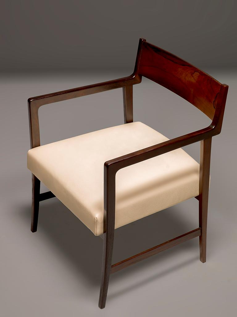 Hand-Carved Pair of Armchairs by Joaquim Tenreiro, Wood and Leather, 1950