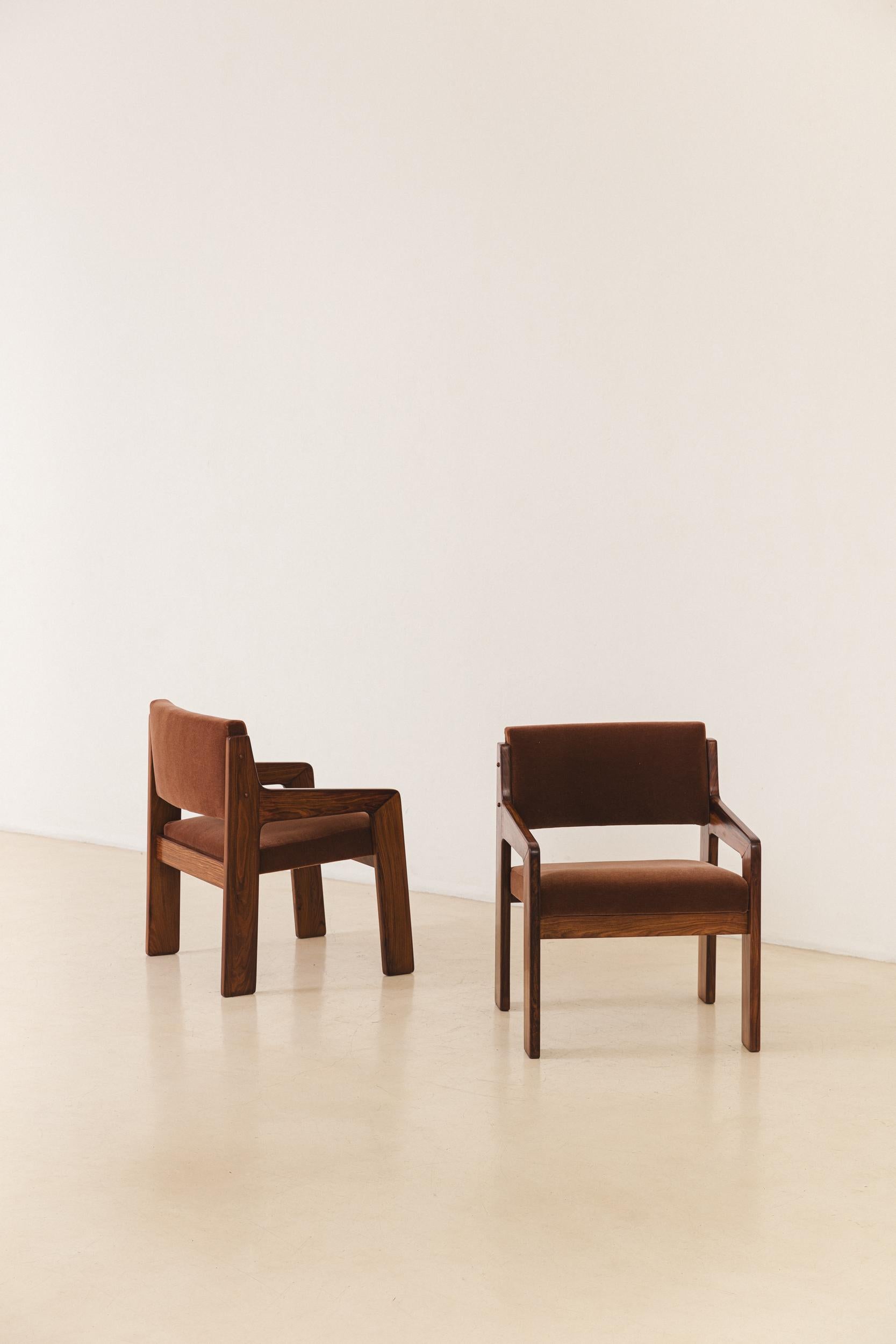 Mid-Century Modern Pair of Armchair by Jorge Zalszupin, L'atelier, MidCentury, Brazil For Sale