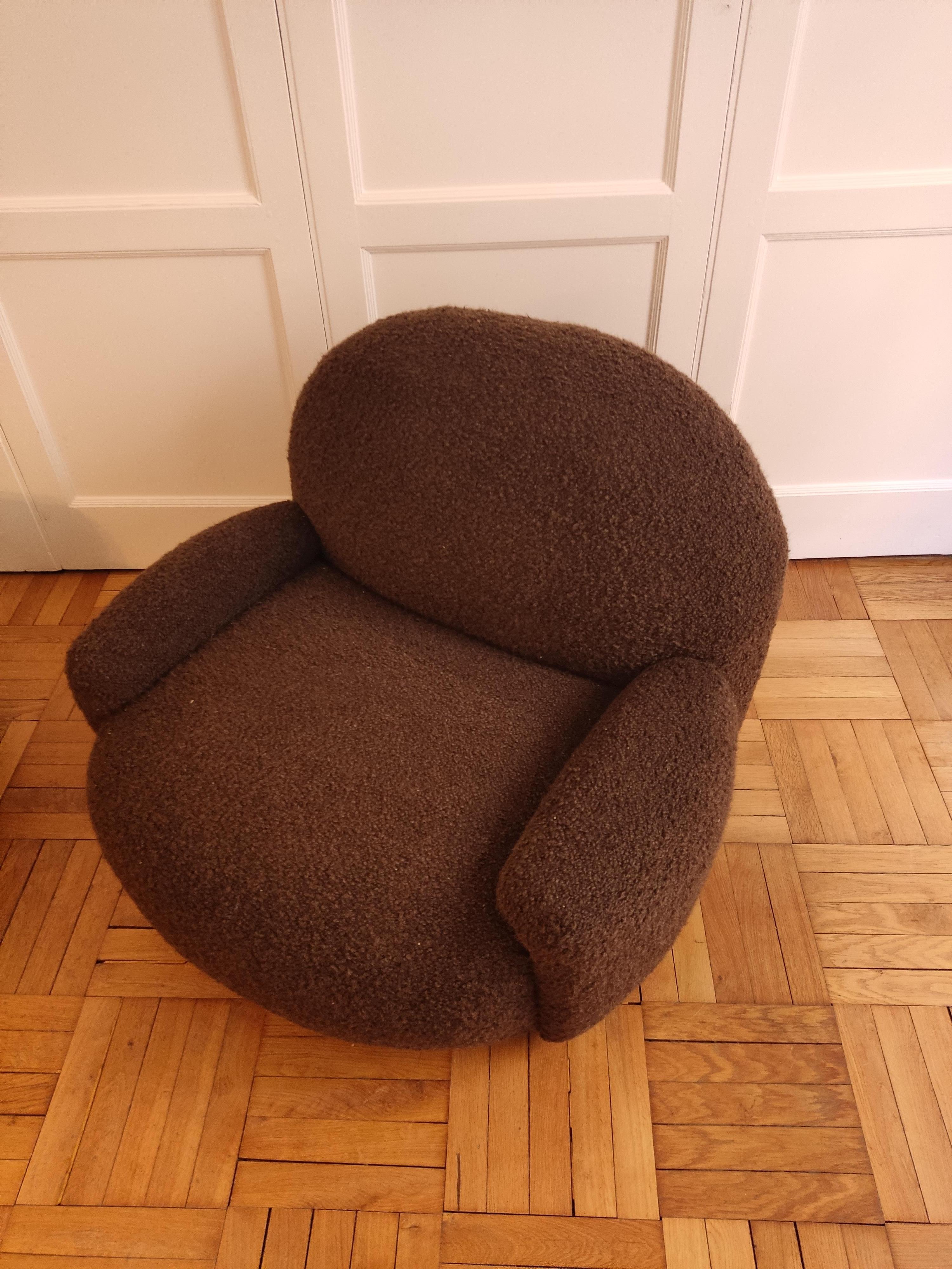 Pair of armchairs 70s restored with bouclé Chocolat 2
