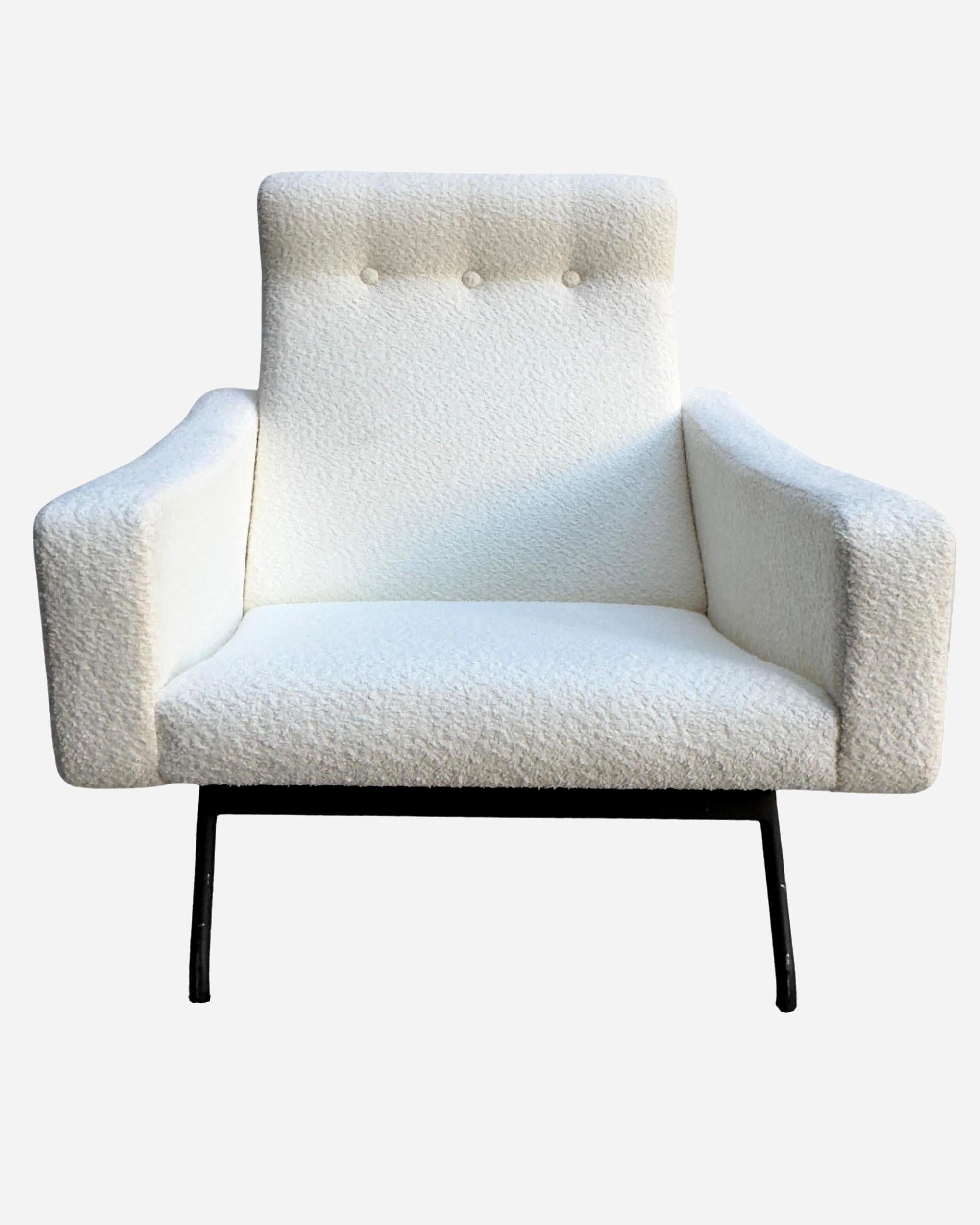 Mid-Century Modern Pair of armchairs 