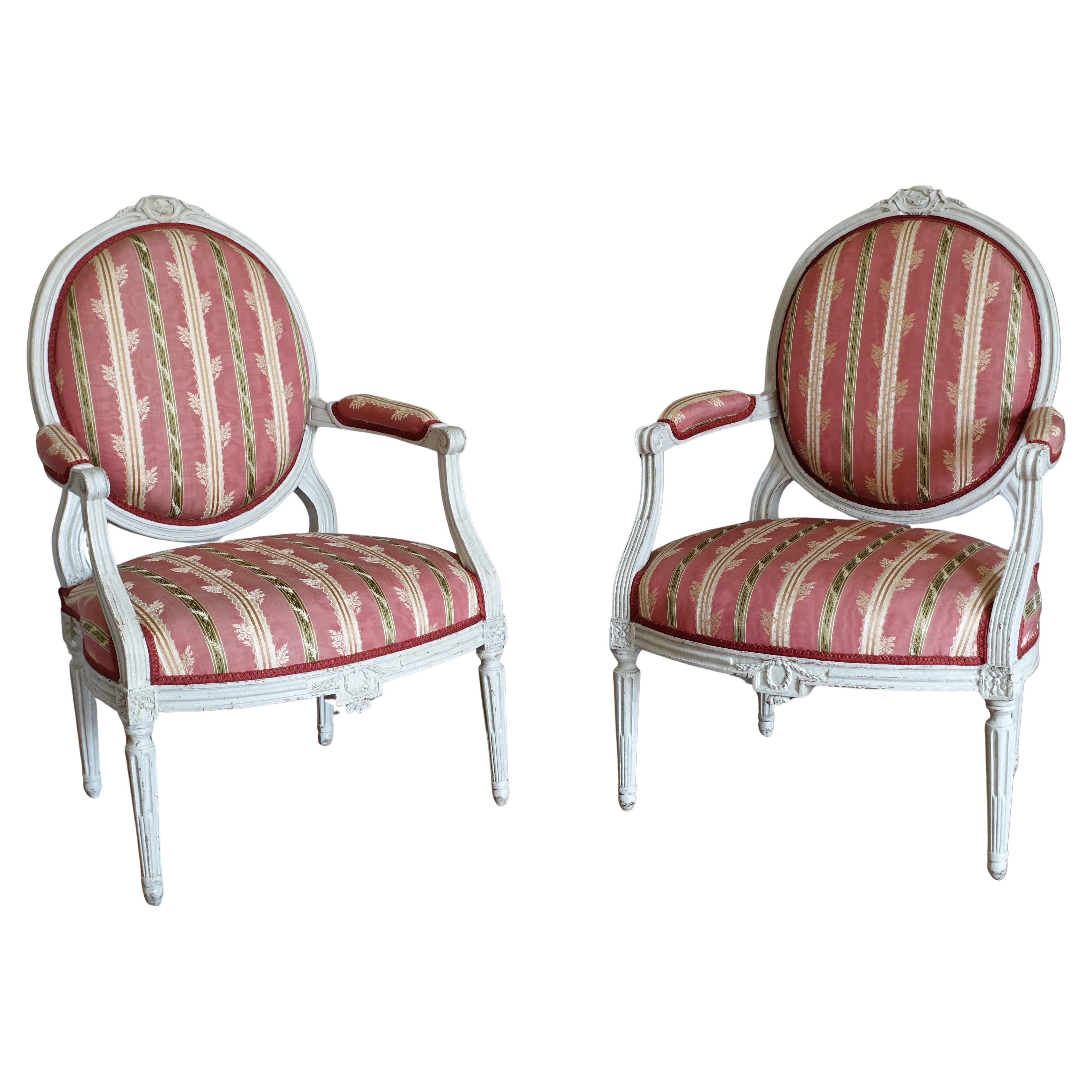 Carved Sillones