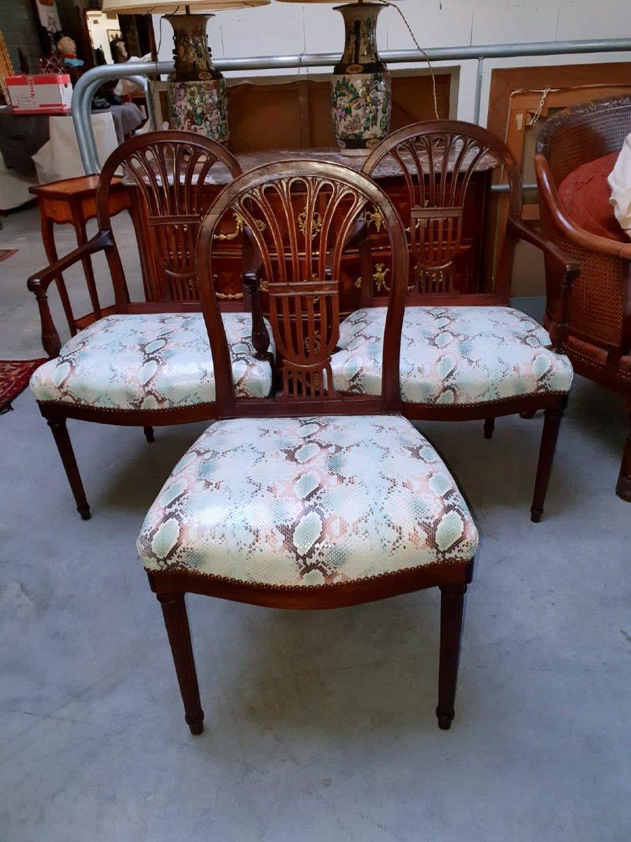 Français Paire de fauteuils et chaise estampillés Henri Jacob - Période : Louis XVI en vente