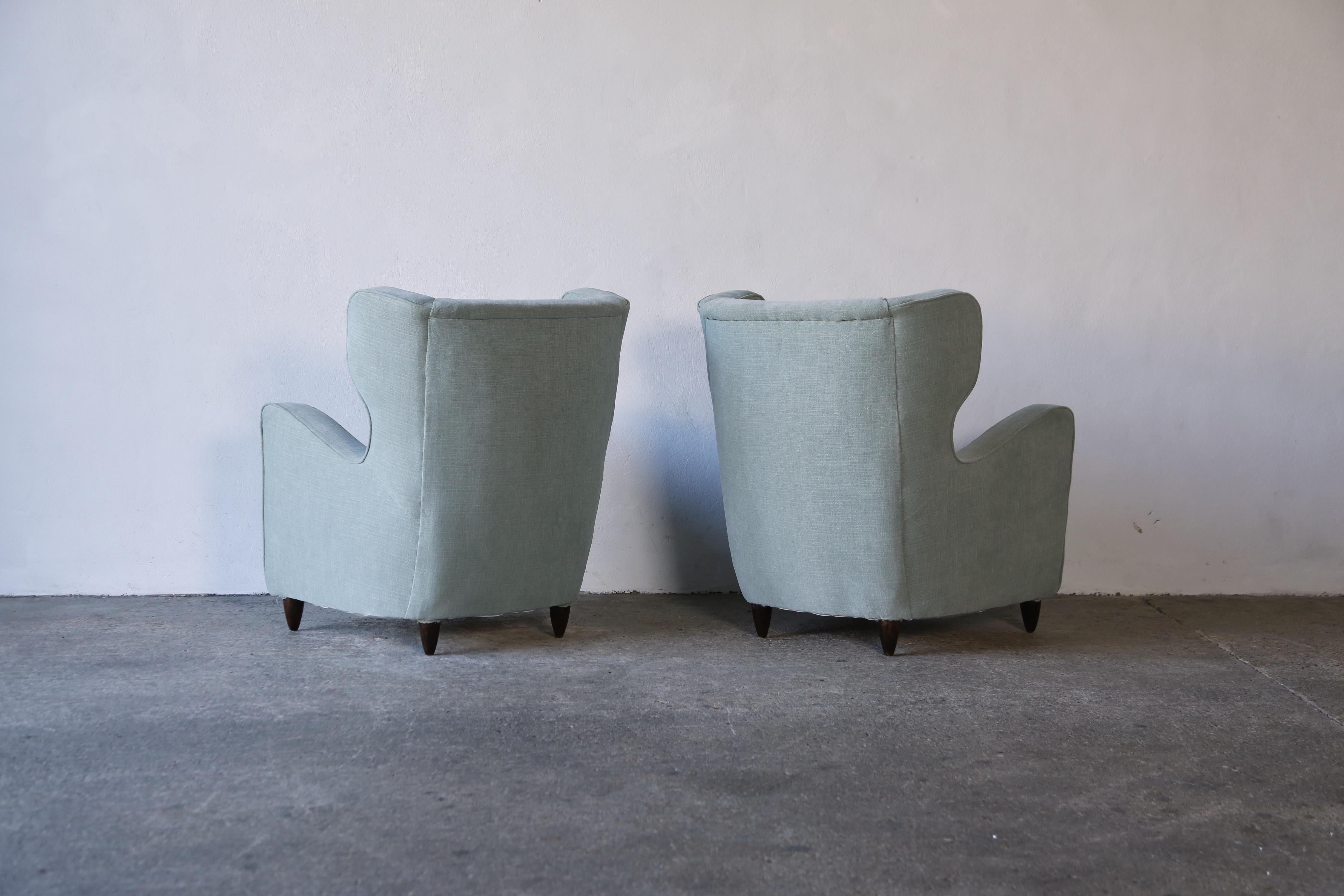 Tissu Paire de fauteuils attribués à Gio Ponti Italie, années 1950 en vente