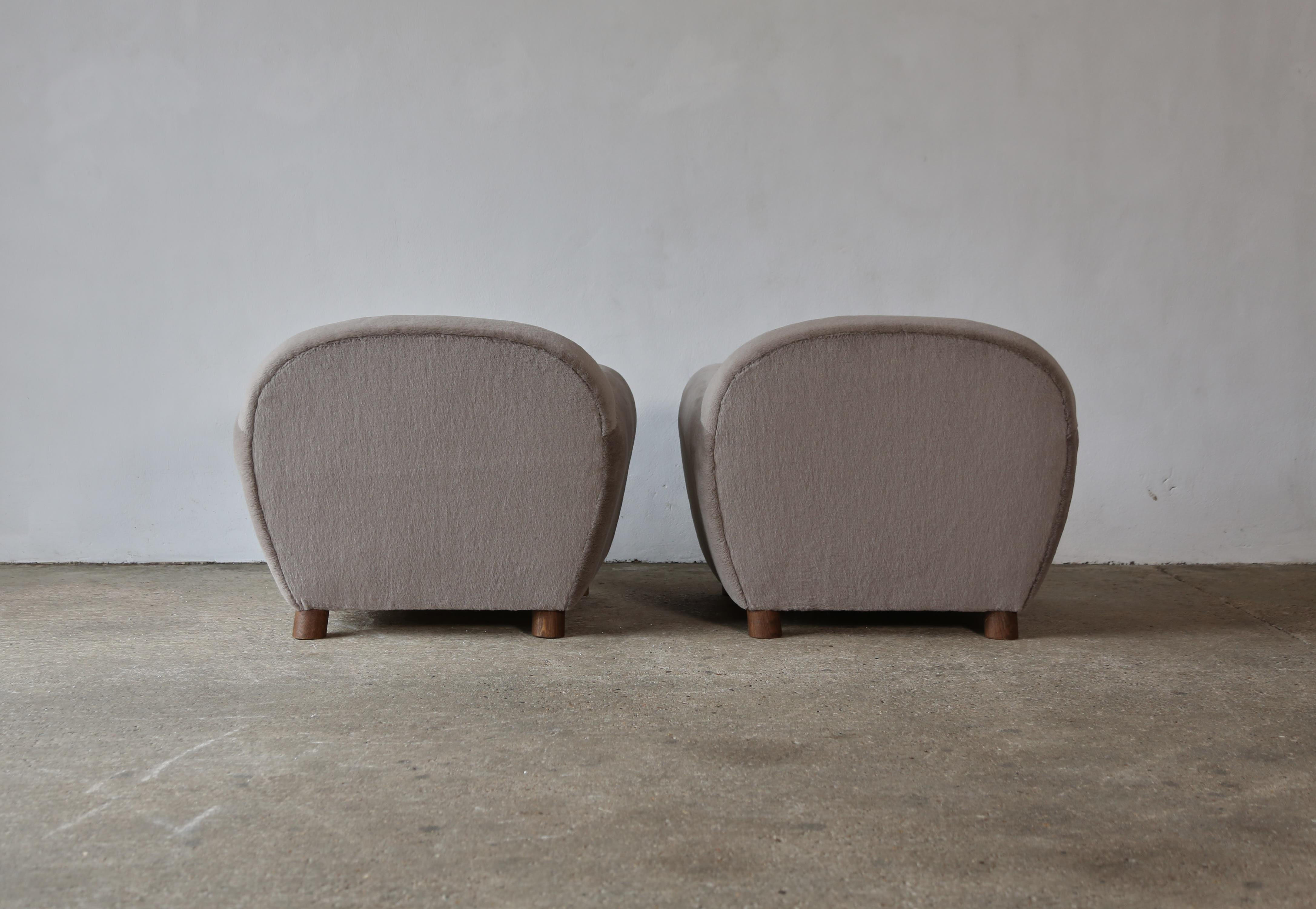 Pair of Armchairs, Attributed to Guglielmo Ulrich, Italy, 1950s For Sale 3