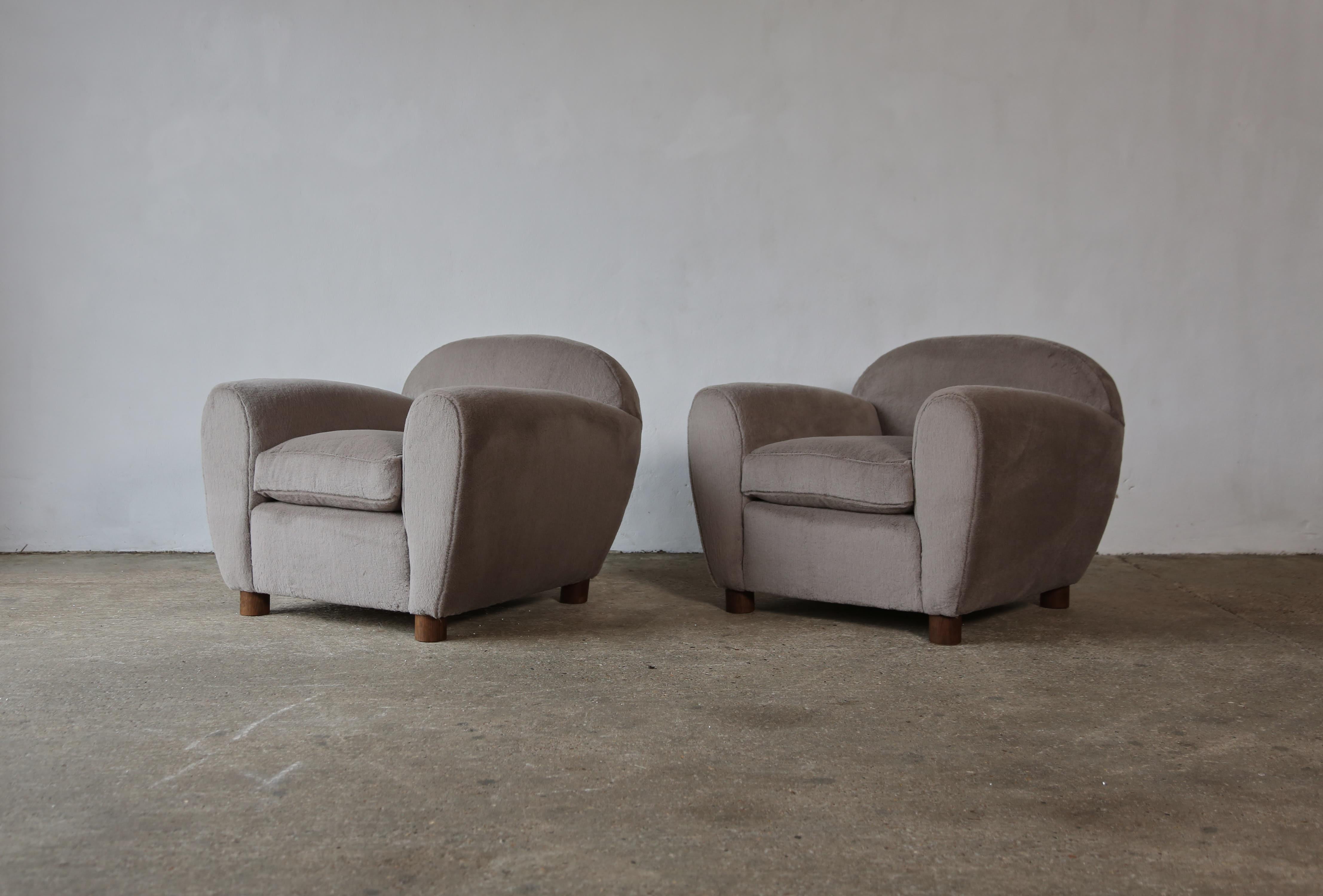Pair of Armchairs, Attributed to Guglielmo Ulrich, Italy, 1950s For Sale 4