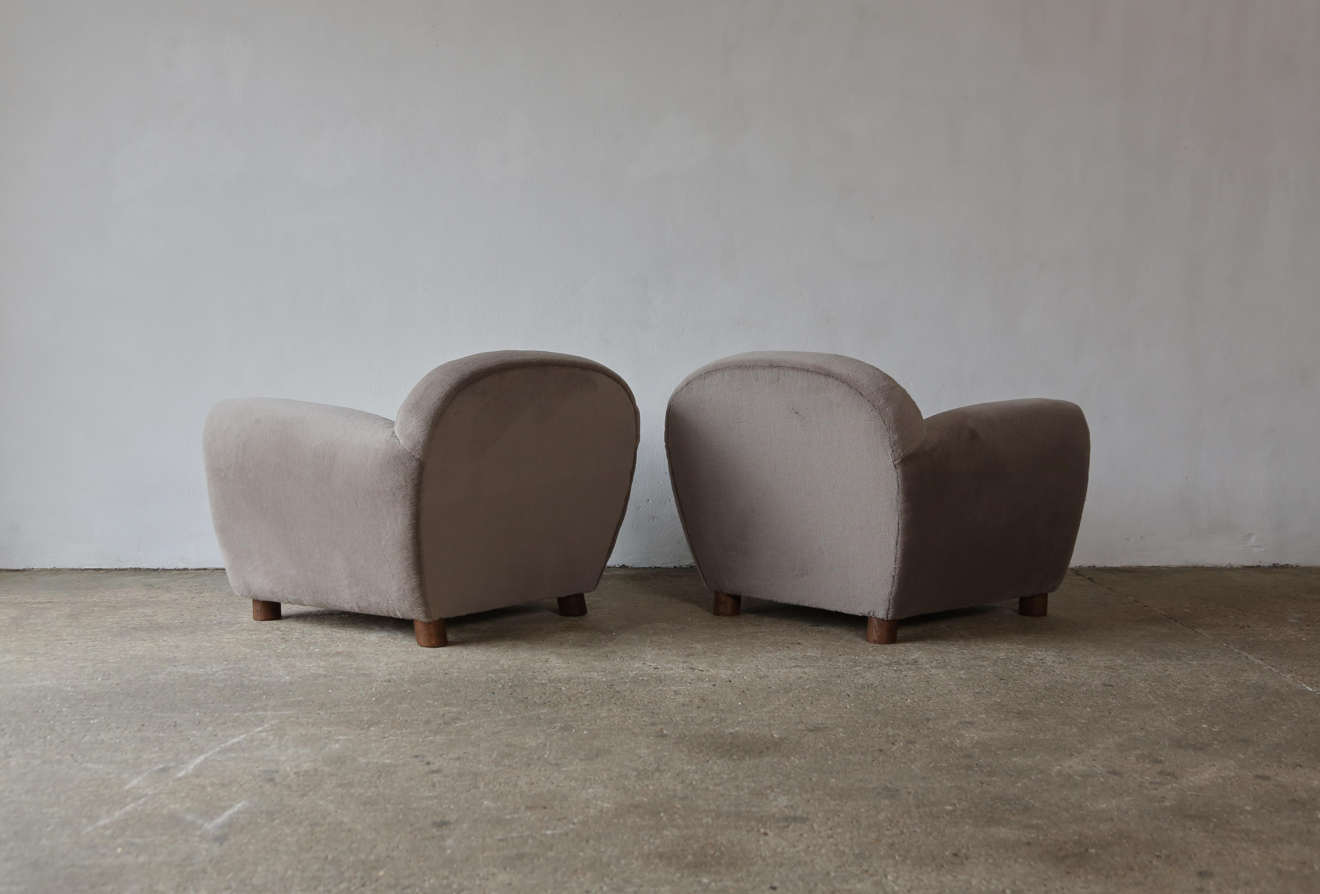 Pair of Armchairs, Attributed to Guglielmo Ulrich, Italy, 1950s For Sale 2