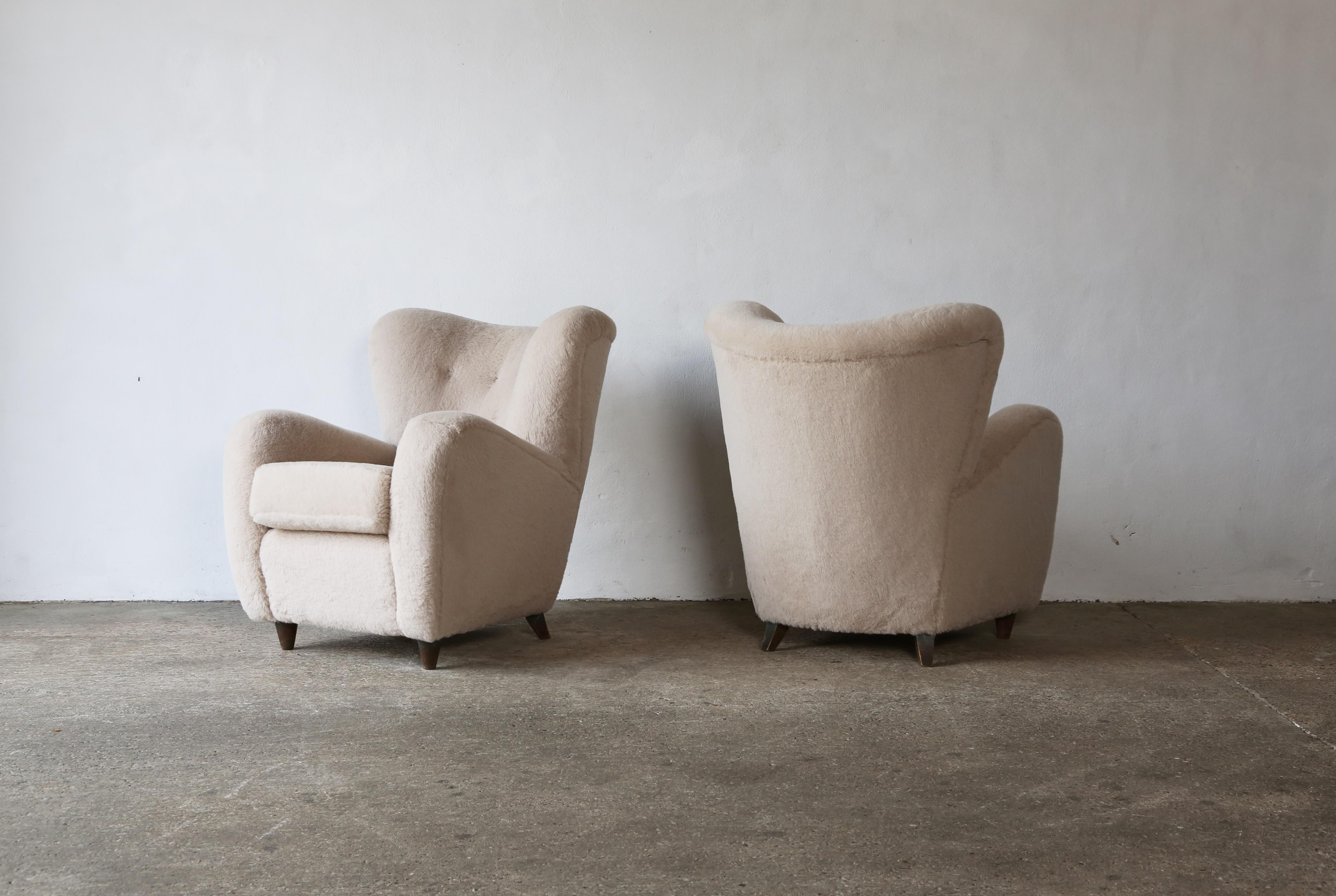 Mid-Century Modern Paire de fauteuils attribués à Paolo Buffa, Italie, années 1950