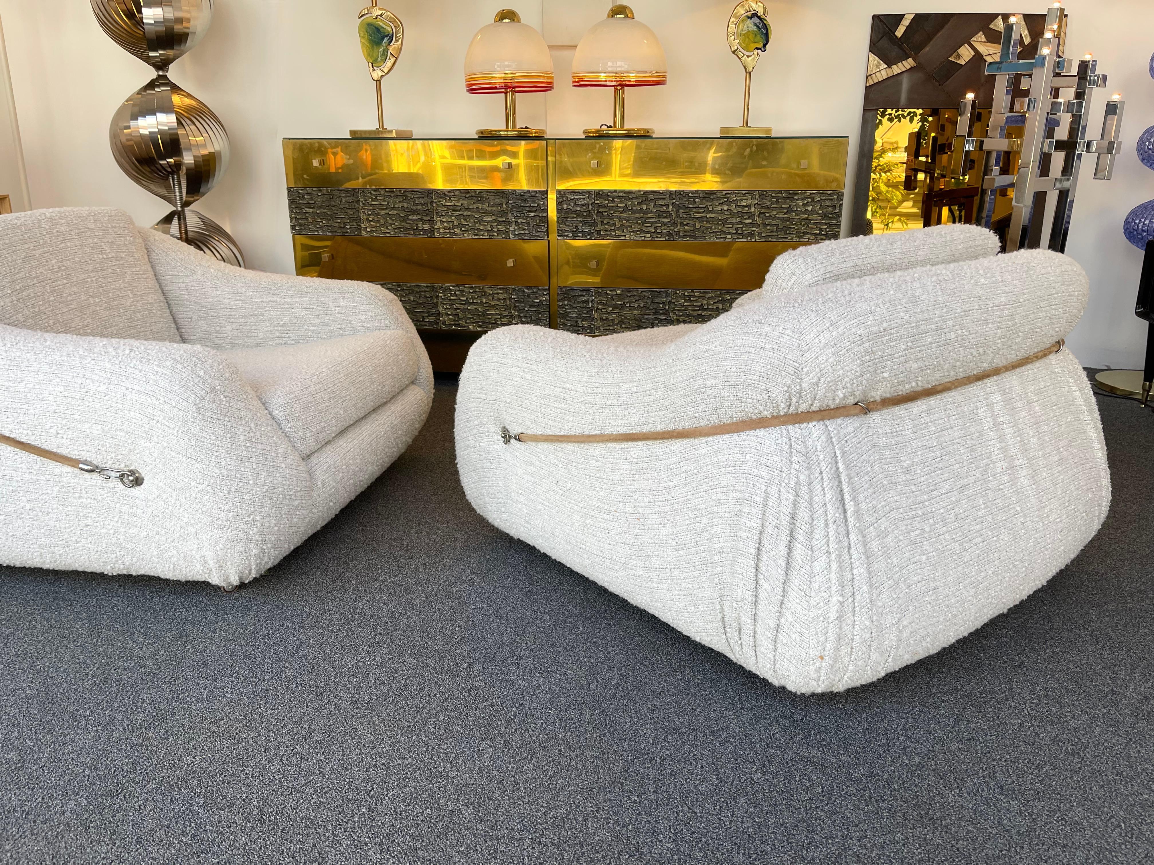 Pair of Armchairs Bouclé Fabric by IFF International, Italy, 1970s 5