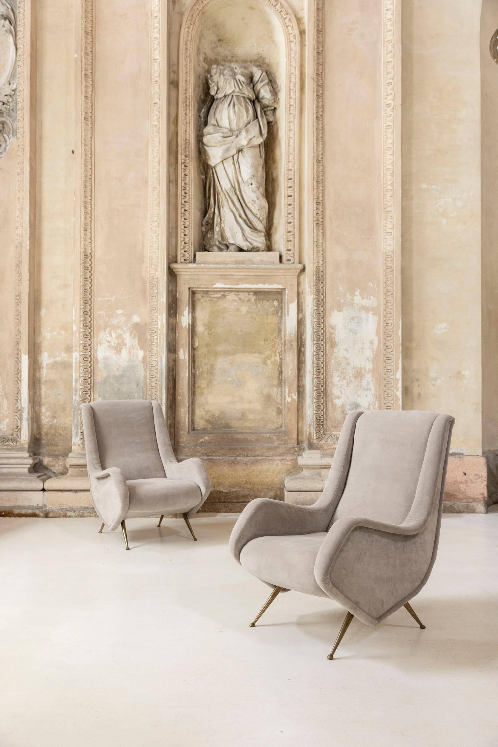 Pareja de sillones de Aldo Morbelli para ISA Bergamo, Italia 1950 Moderno de mediados de siglo en venta