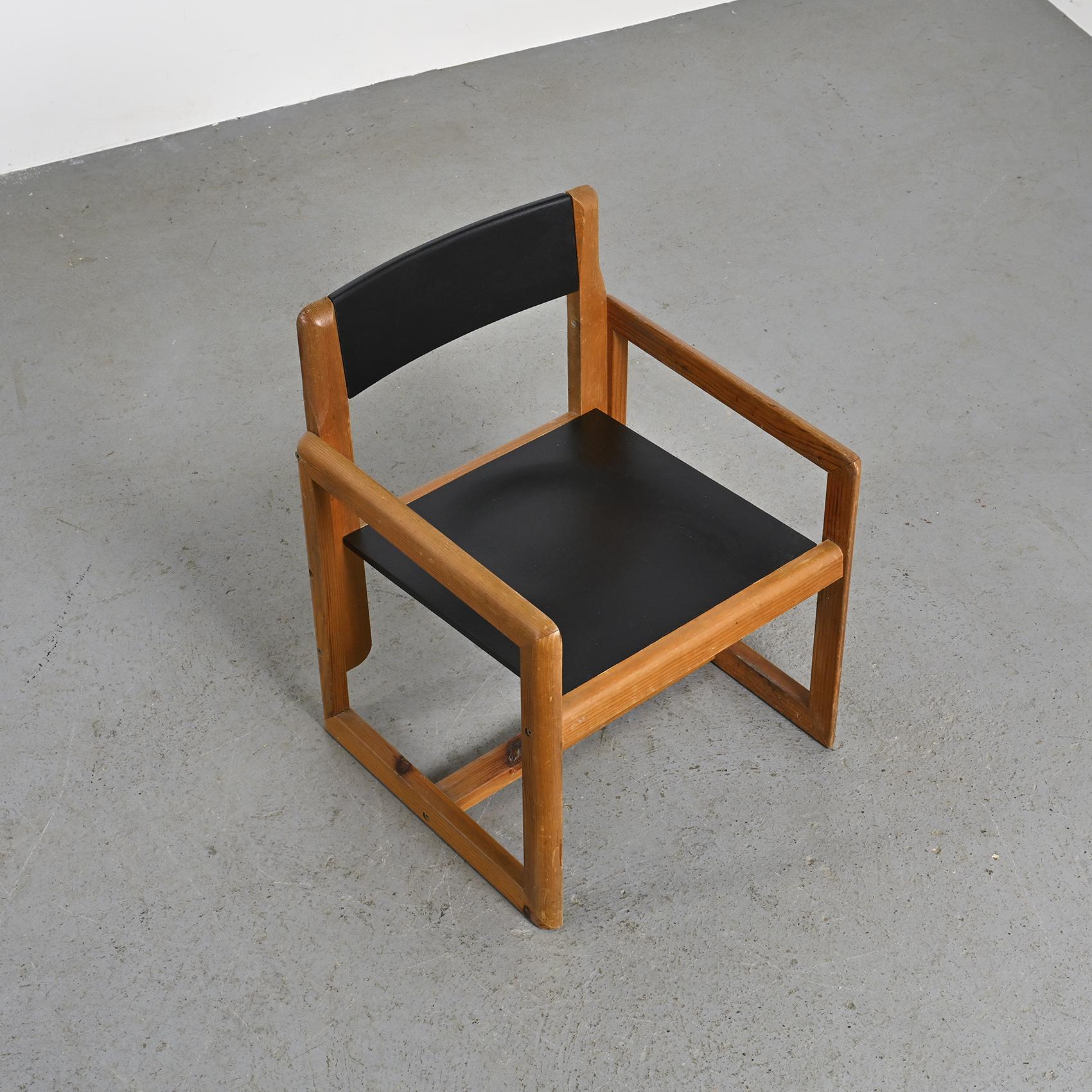 Pair of Armchairs by André Sornay, France 1960s 6