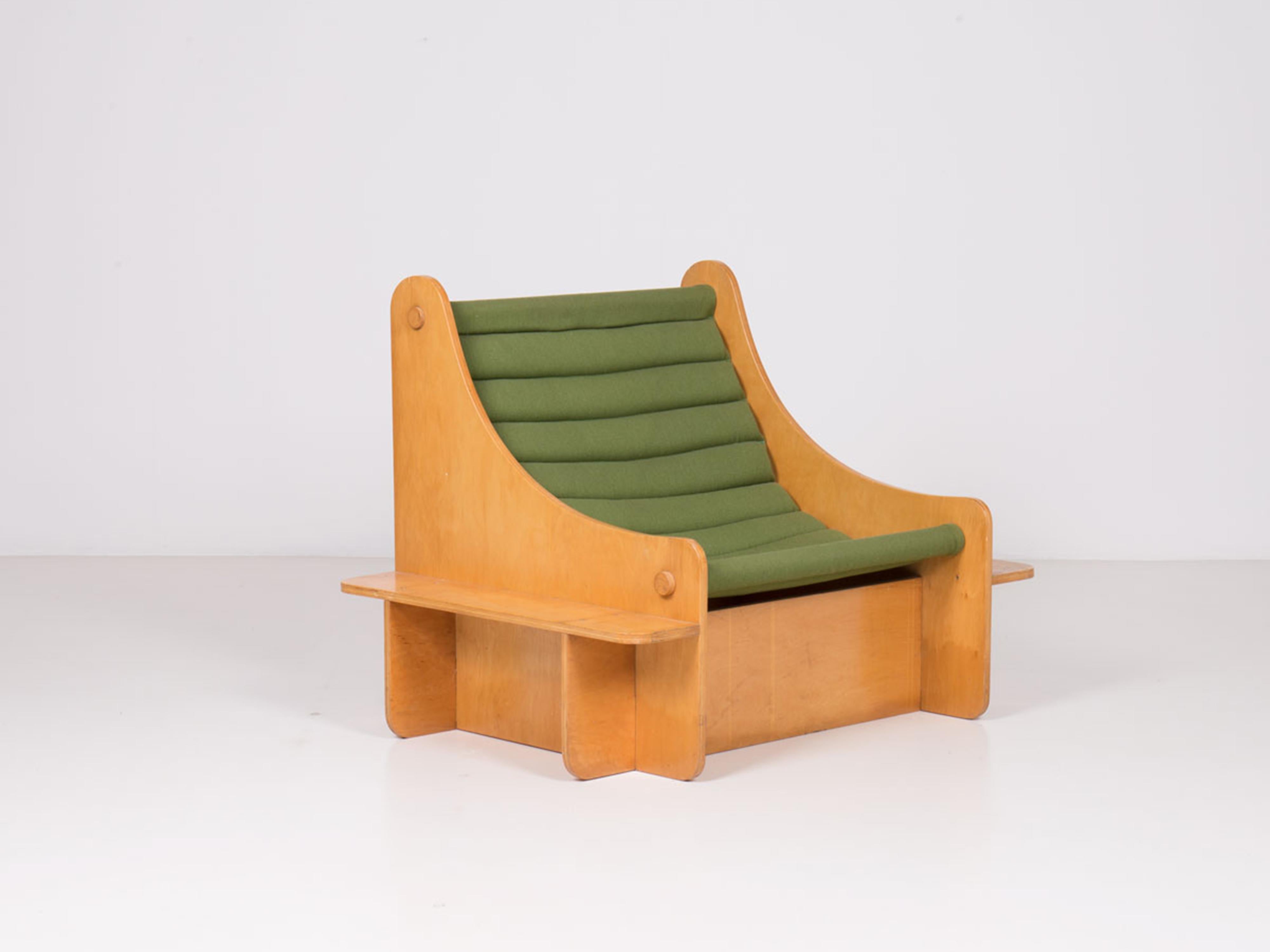 Mid-Century moderno Coppia di poltrone di Anonima Design, fine anni '60 in vendita