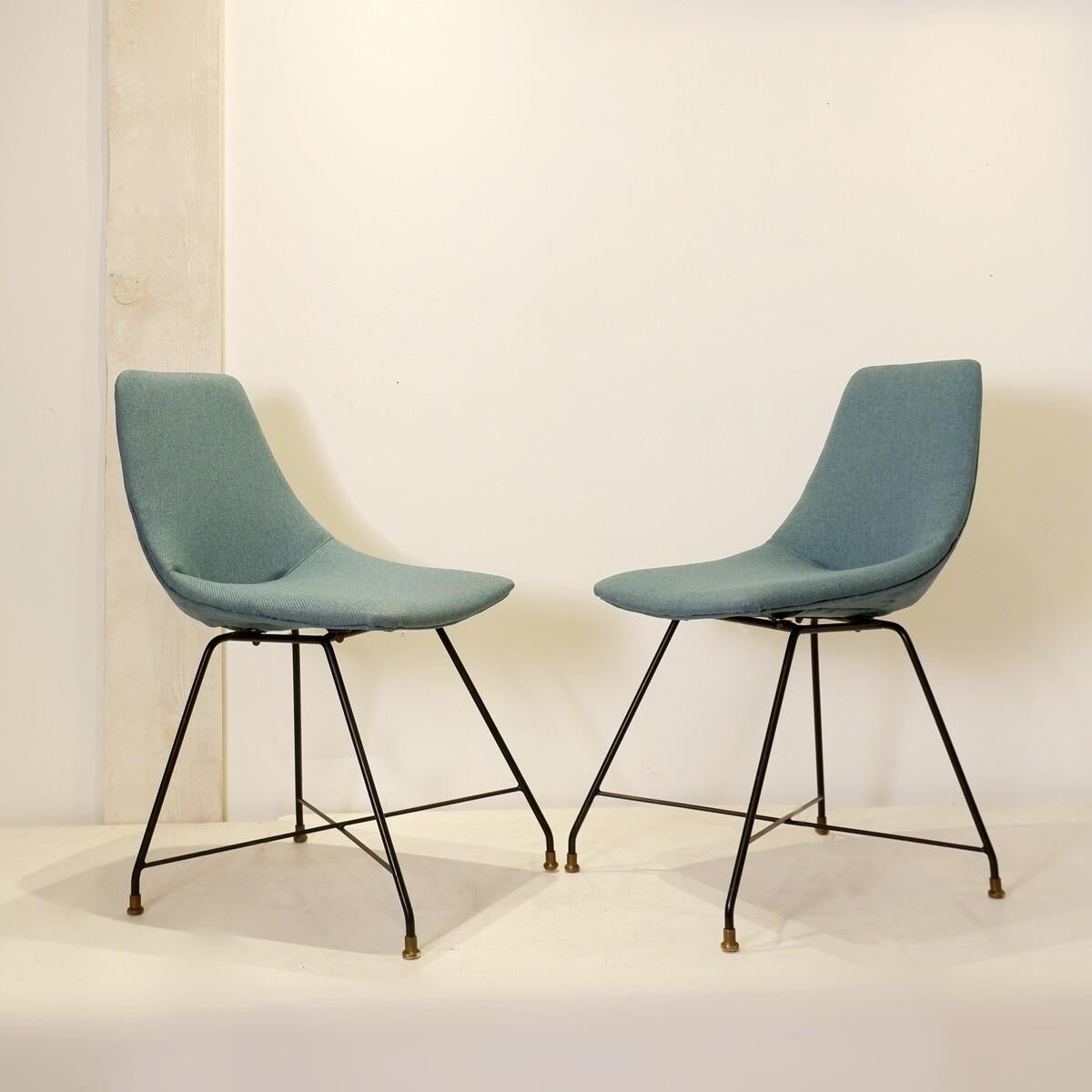 Pair of armchairs by Augusto Bozzi for Saporiti Italia - 1960s In Good Condition For Sale In Uccle, BE