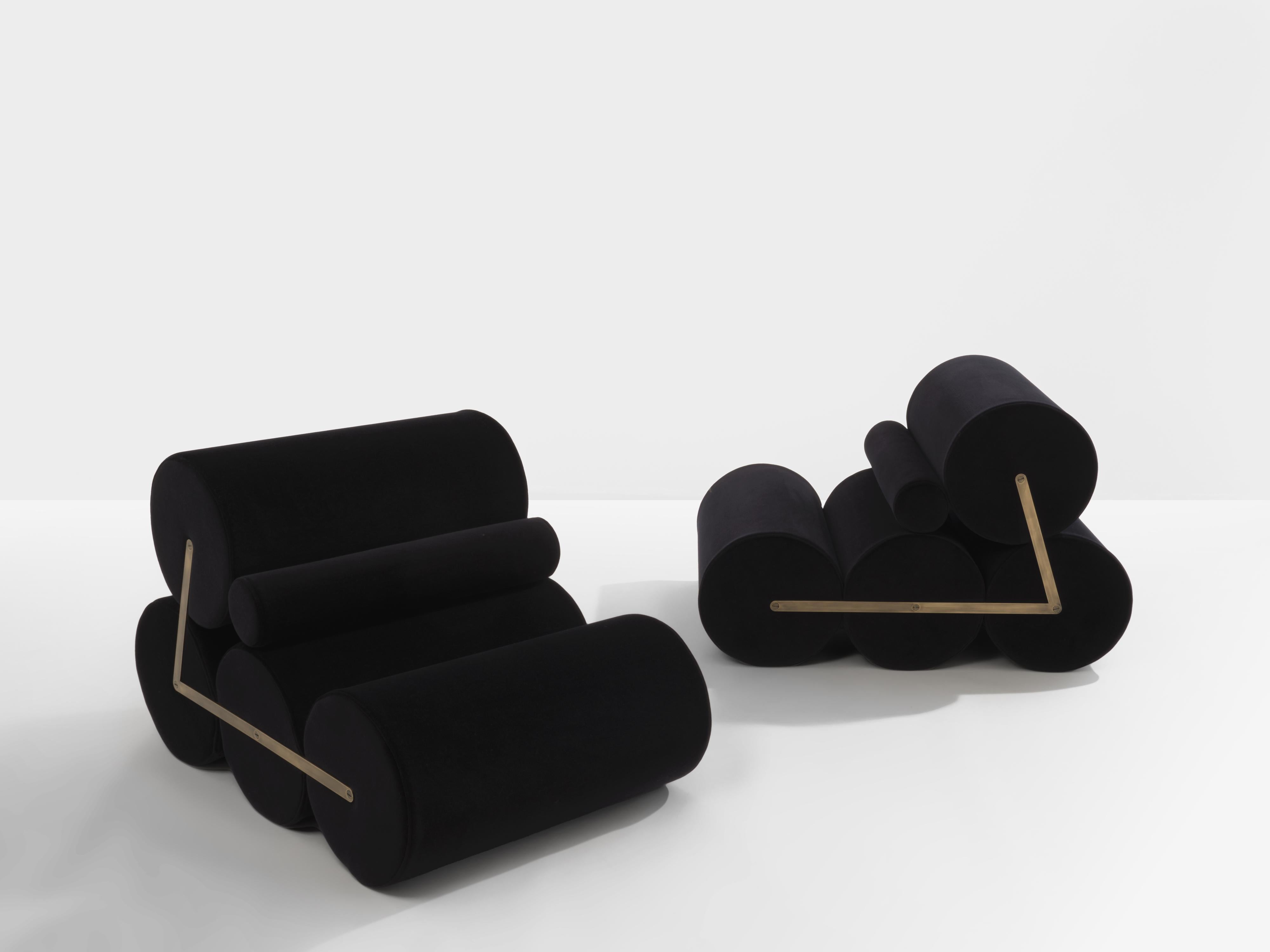 Paire de fauteuils par Auro Trivellato pour I.L.A. velours noir 1972 en vente 5