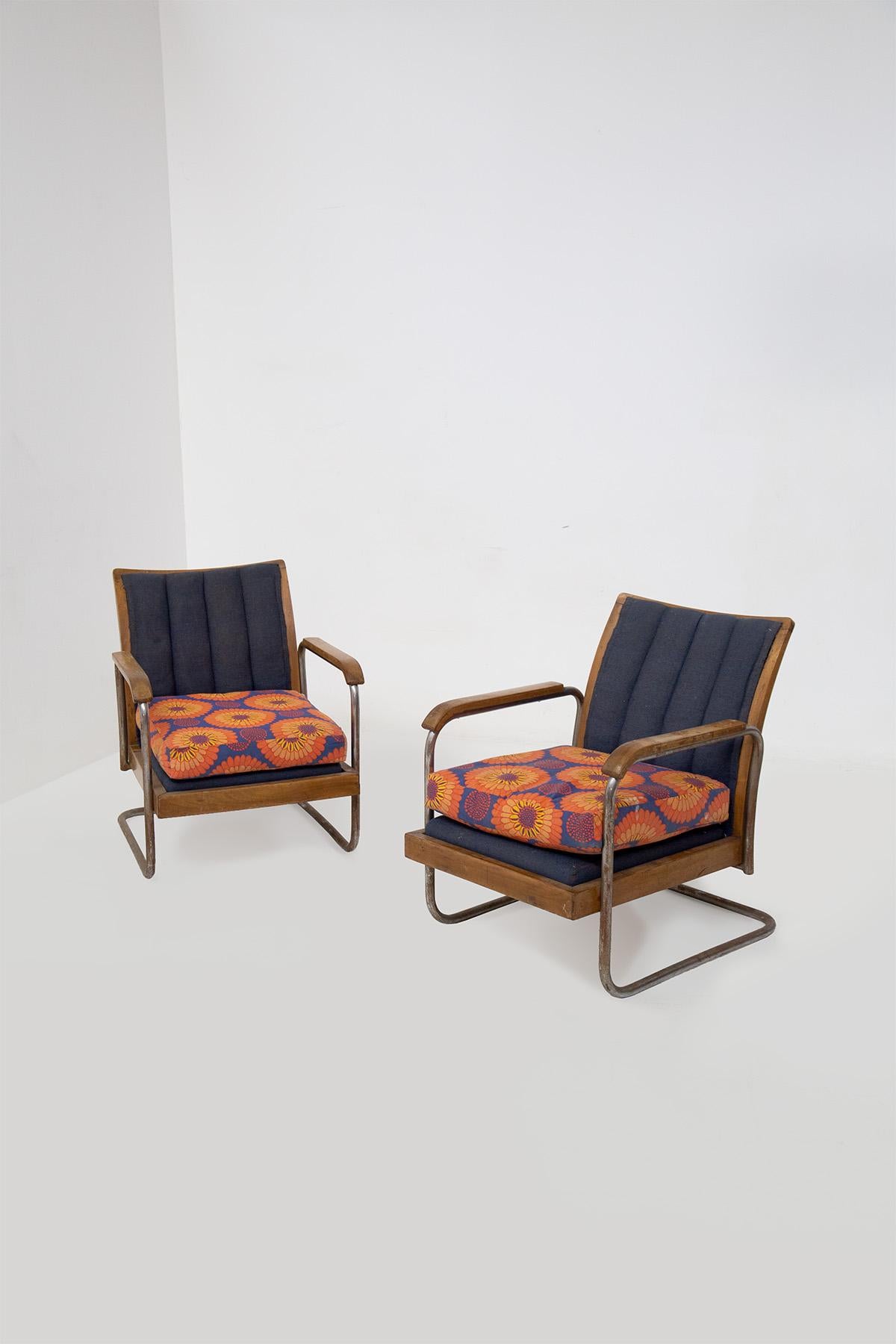Paire de fauteuils Columbus en vente 5
