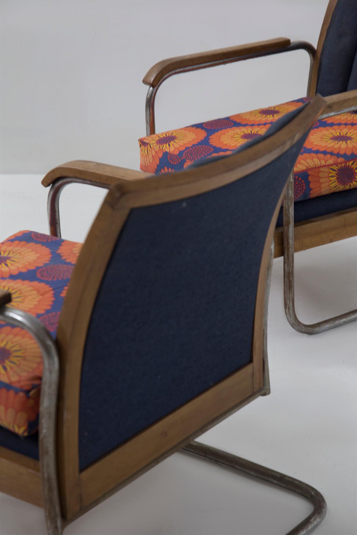 Italian Paire de fauteuils Columbus en vente