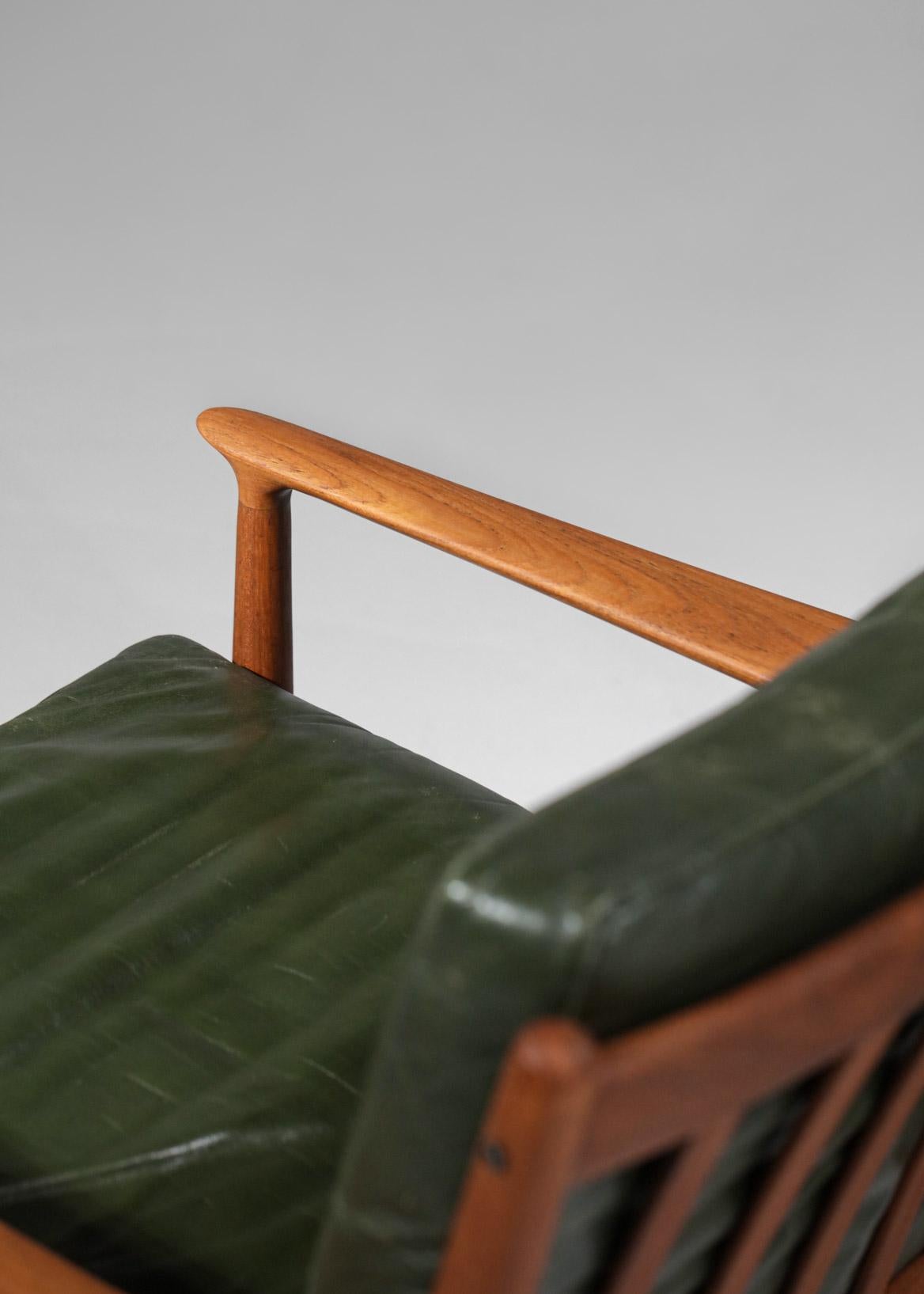 Pair of Armchairs by Danish Designer Eriksen Svend Age Scandinavian Design For Sale 5