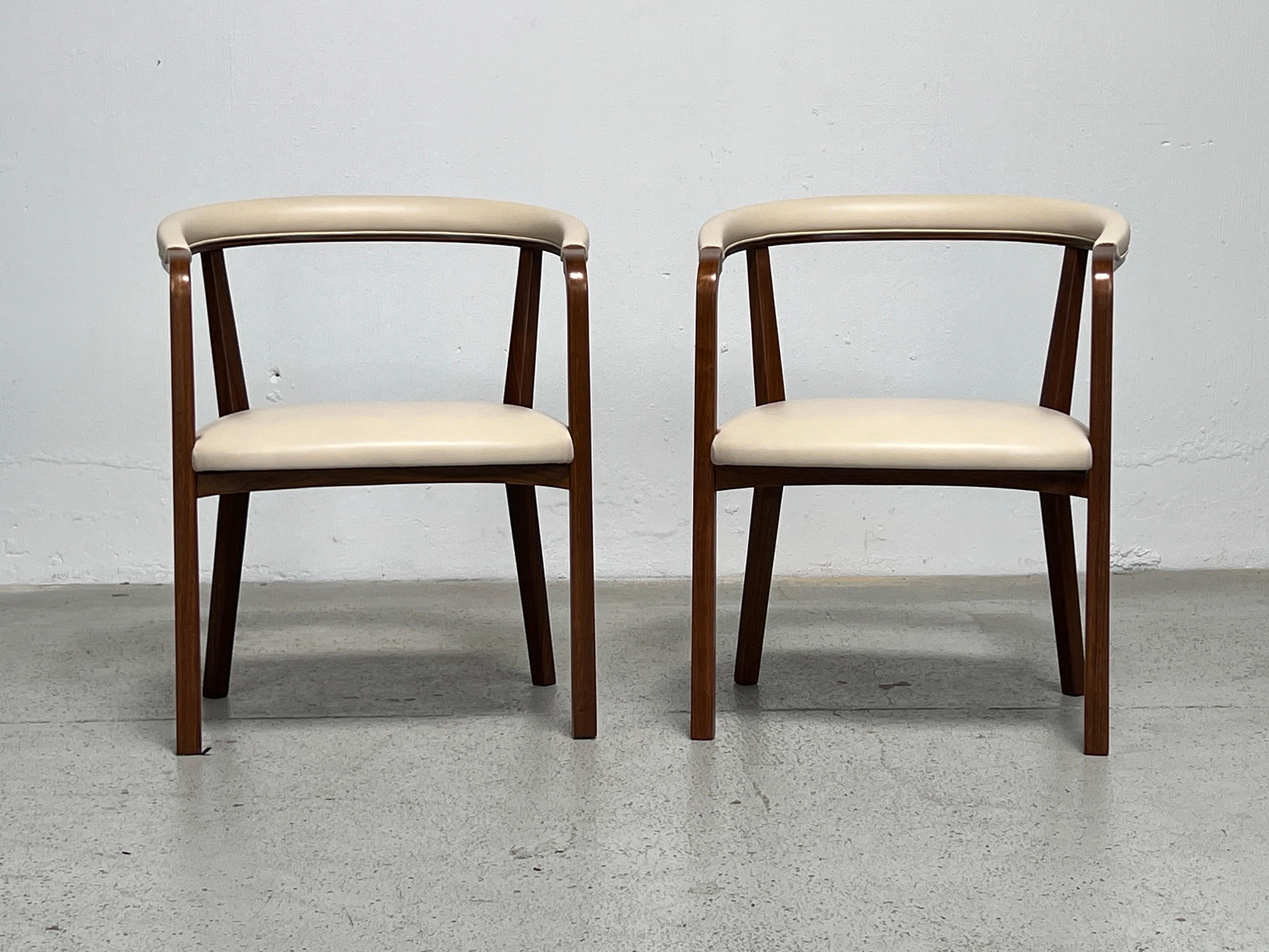 Mid-20th Century Pair of Armchairs by Edward Wormley for Dunbar For Sale