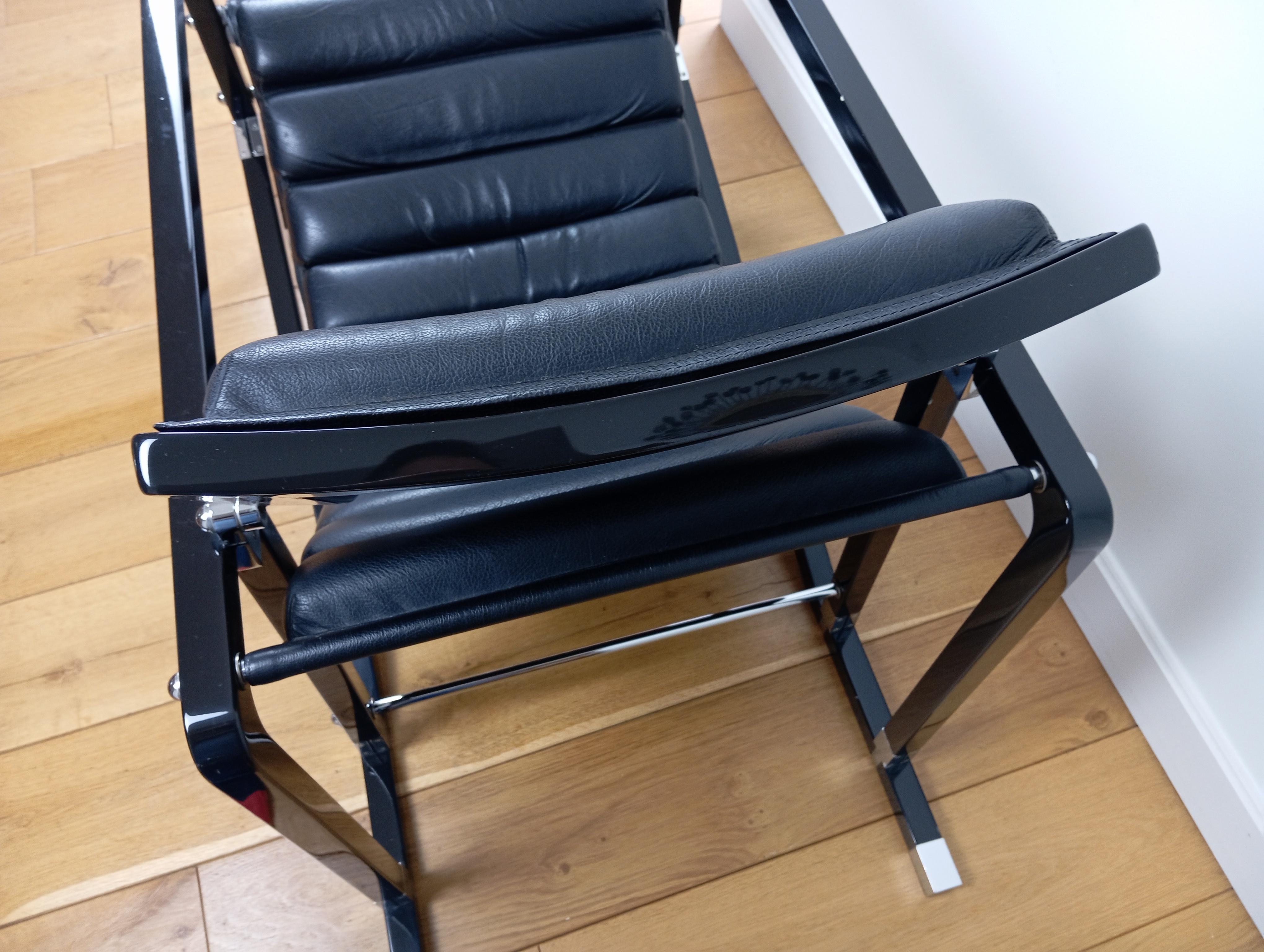 Paire de fauteuils par Eileen Gray Edition Ecart international en vente 3