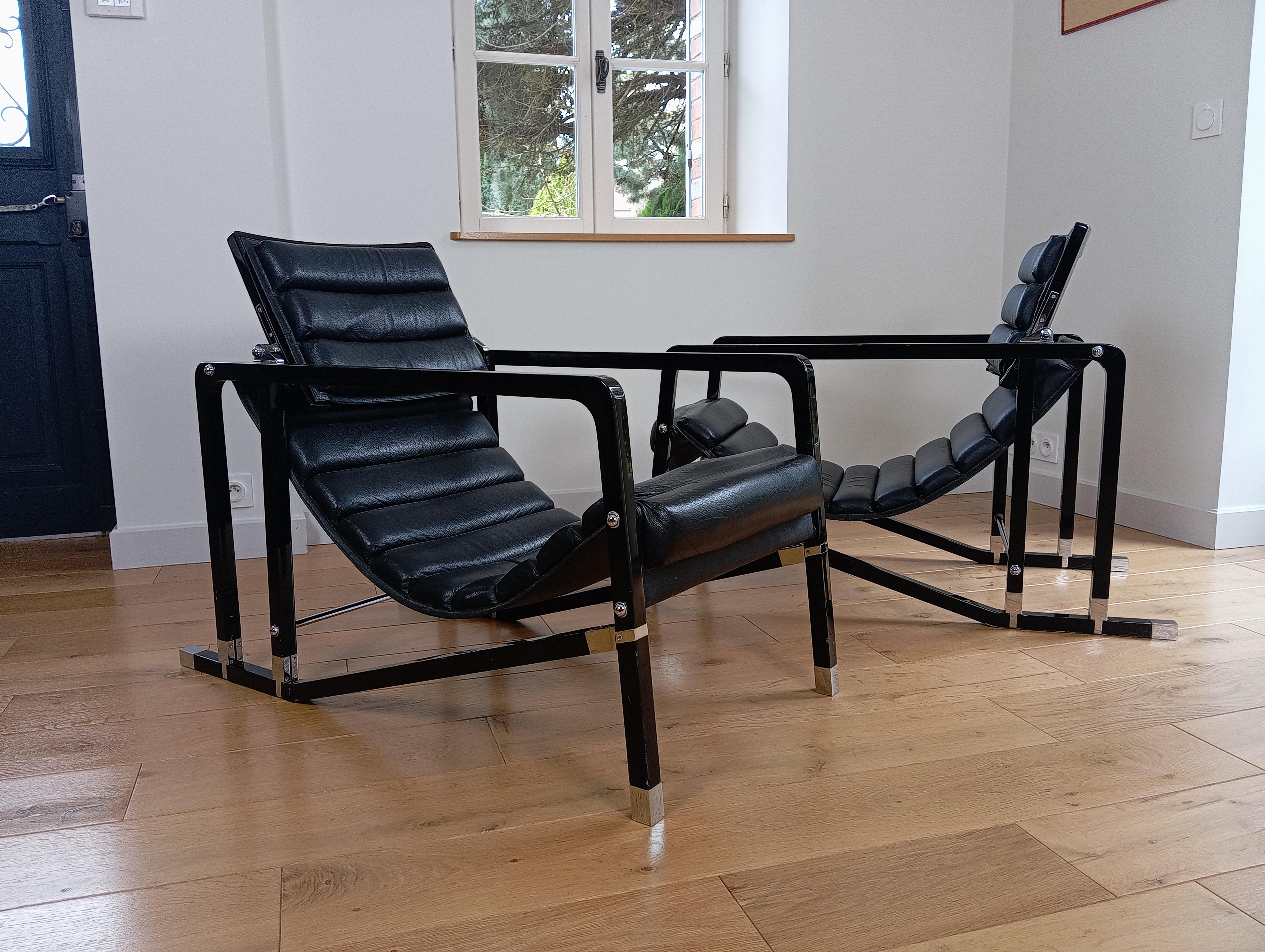 Paire de fauteuils par Eileen Gray Edition Ecart international en vente 12