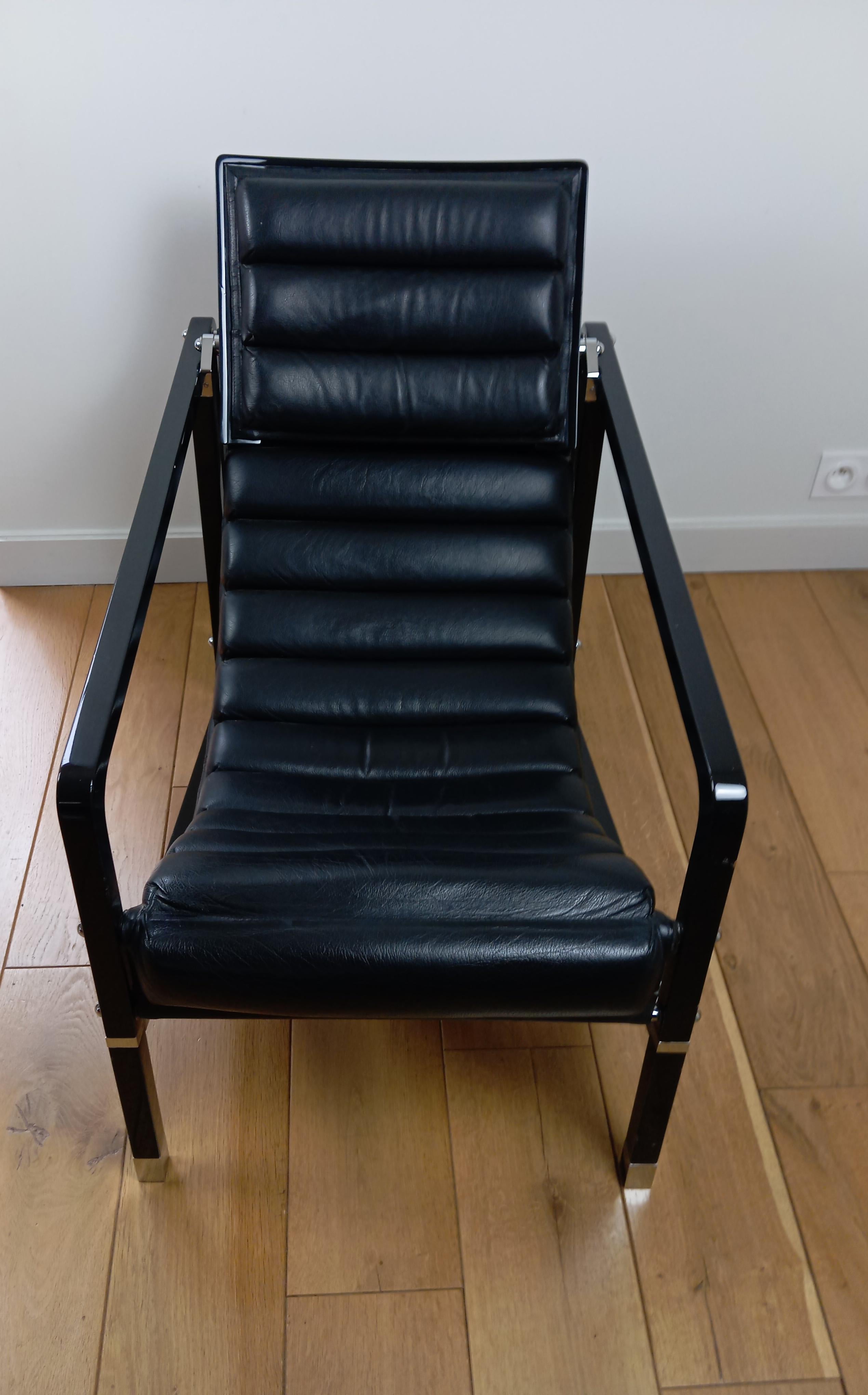 Paire de fauteuils par Eileen Gray Edition Ecart international en vente 1