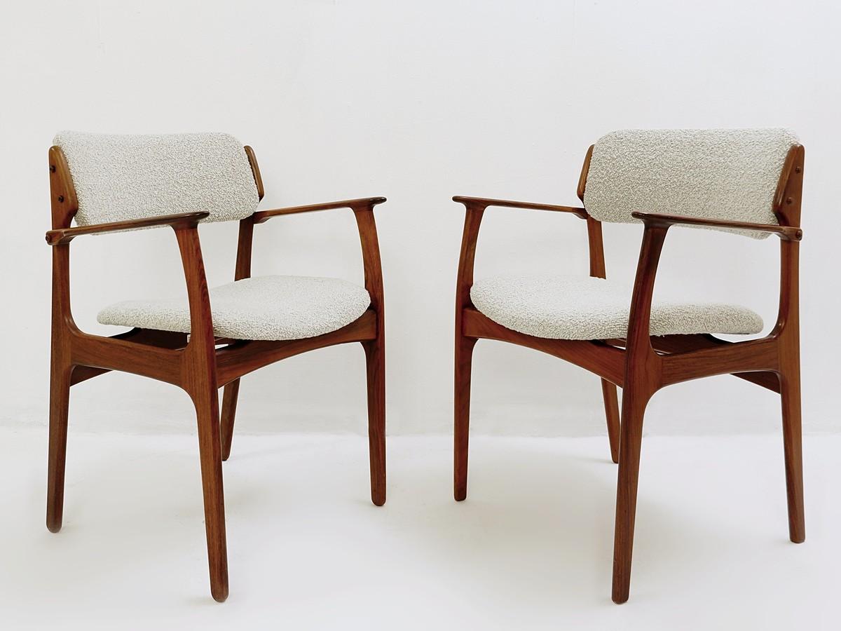 Pair of armchairs by Erik Buch for Oddense Maskinsnedkeri / O.D. Møbler, 1960s.

Measures: Width chair 50, armchair 61cm
Height 80.5/46cm
Depth 50cm.
  