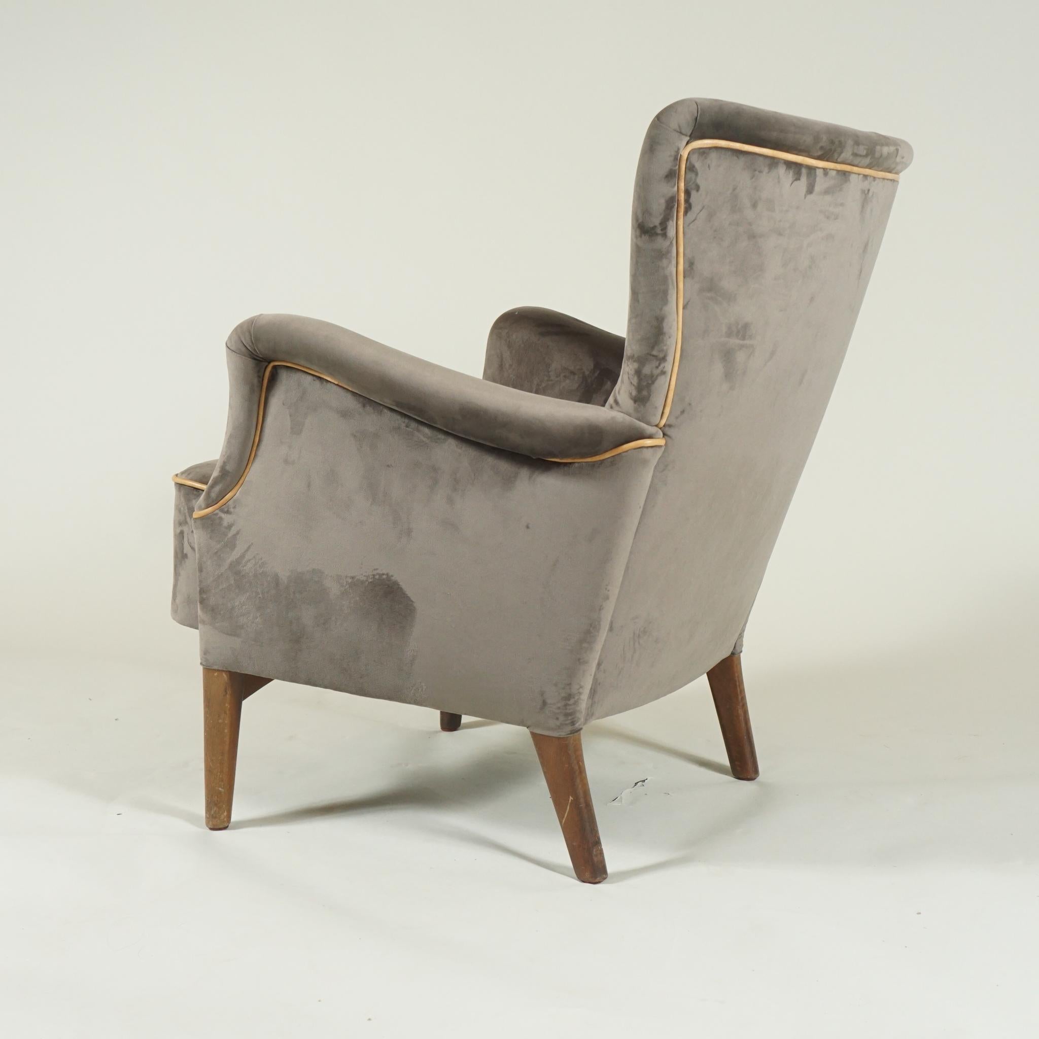 Danish Pair of Armchairs by Fritz Hansen