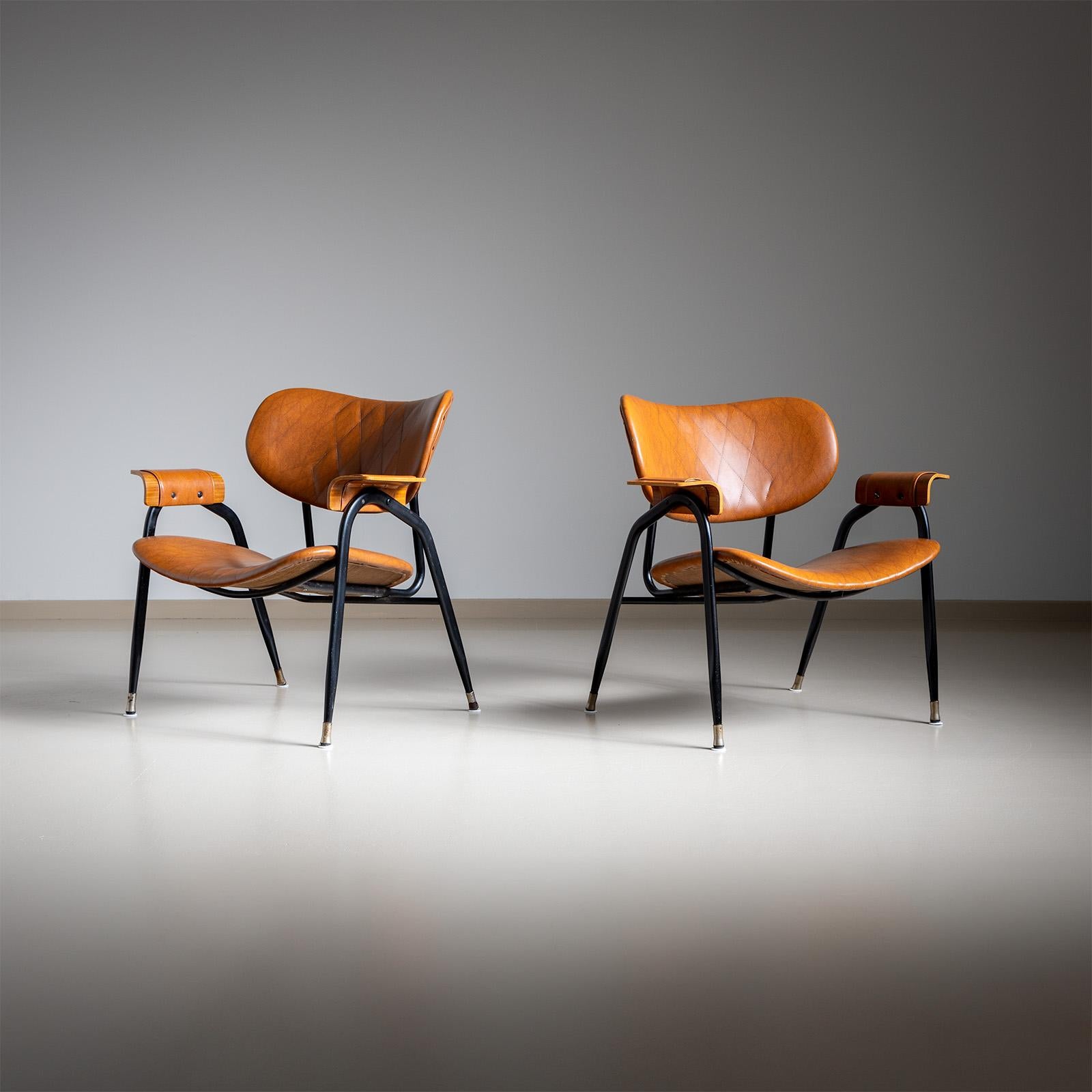 Pair of Armchairs by Gastone Rinaldi for Rima, Italy 1950s For Sale 1