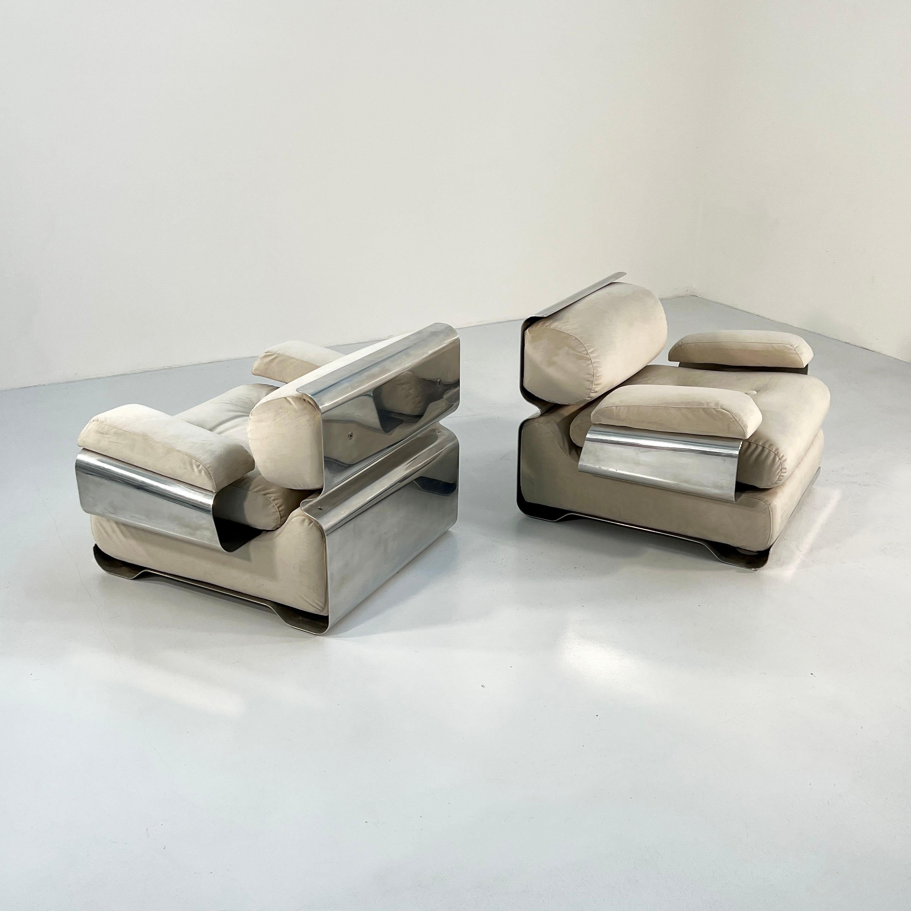 Pair of Armchairs by Gian Pietro Arosio for D.A.S, 1970s In Good Condition In Ixelles, Bruxelles