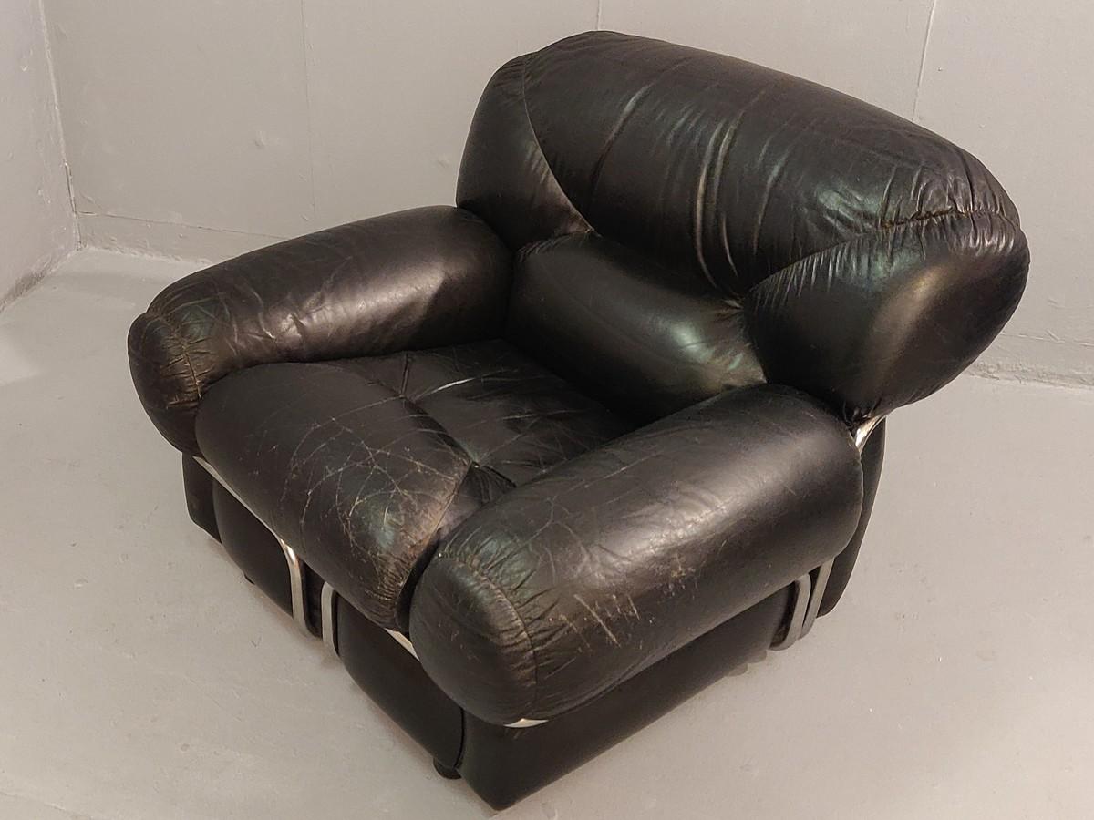 Mid-20th Century Pair of Armchairs by Giuseppe Munari for Poltrona Munari, 1960s For Sale