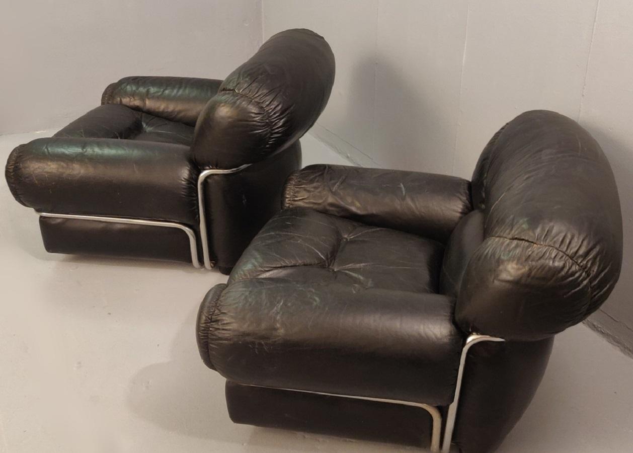 Pair of Armchairs by Giuseppe Munari for Poltrona Munari, 1960s For Sale 1