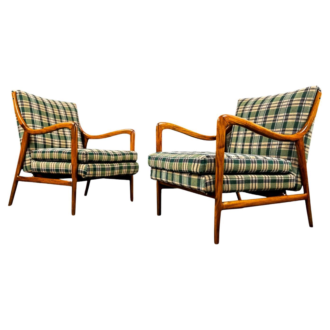 Pair of Armchairs by Giuseppe Scapinelli in Caviúna Wood, Brazil, 1950s in vendita