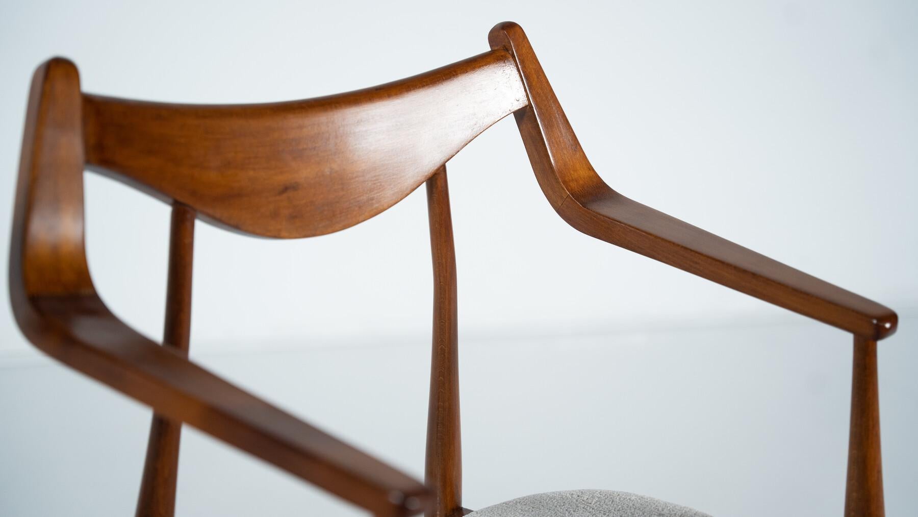Coppia di poltrone di Heczendorfer László, Ungheria, 1960 in vendita 2