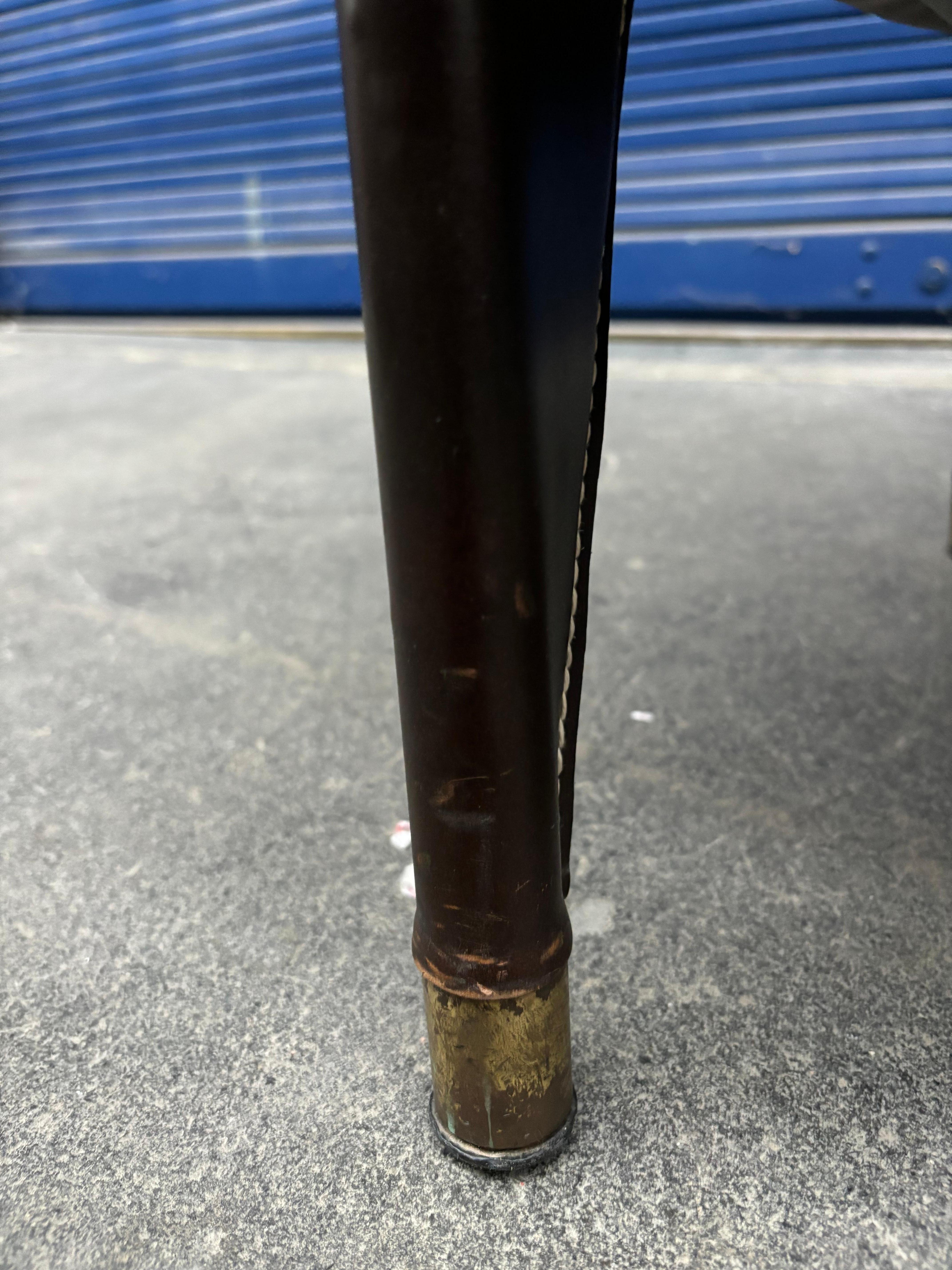 Paire de fauteuils de Jacques Adnet en vente 8