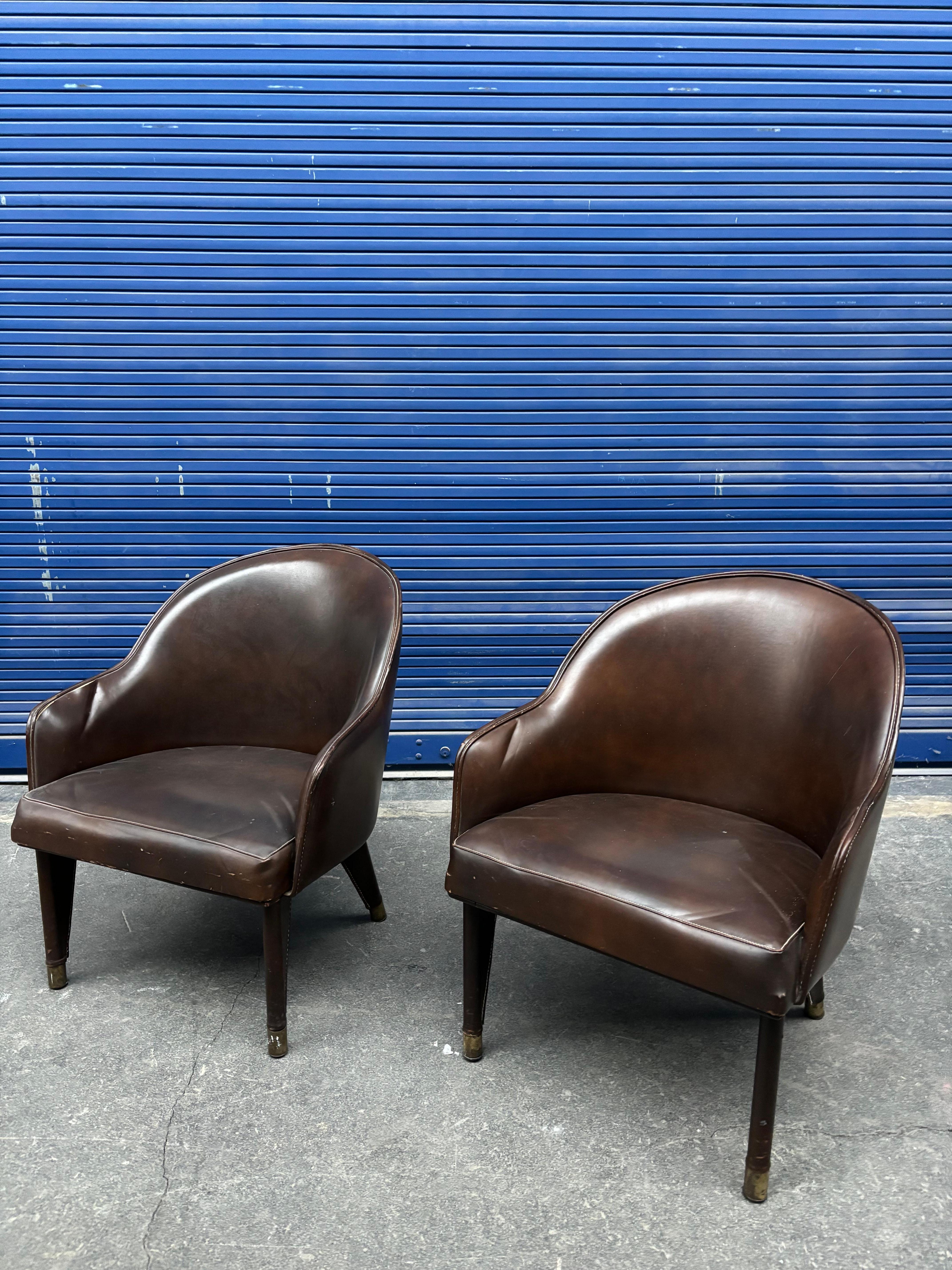 Milieu du XXe siècle Paire de fauteuils de Jacques Adnet en vente