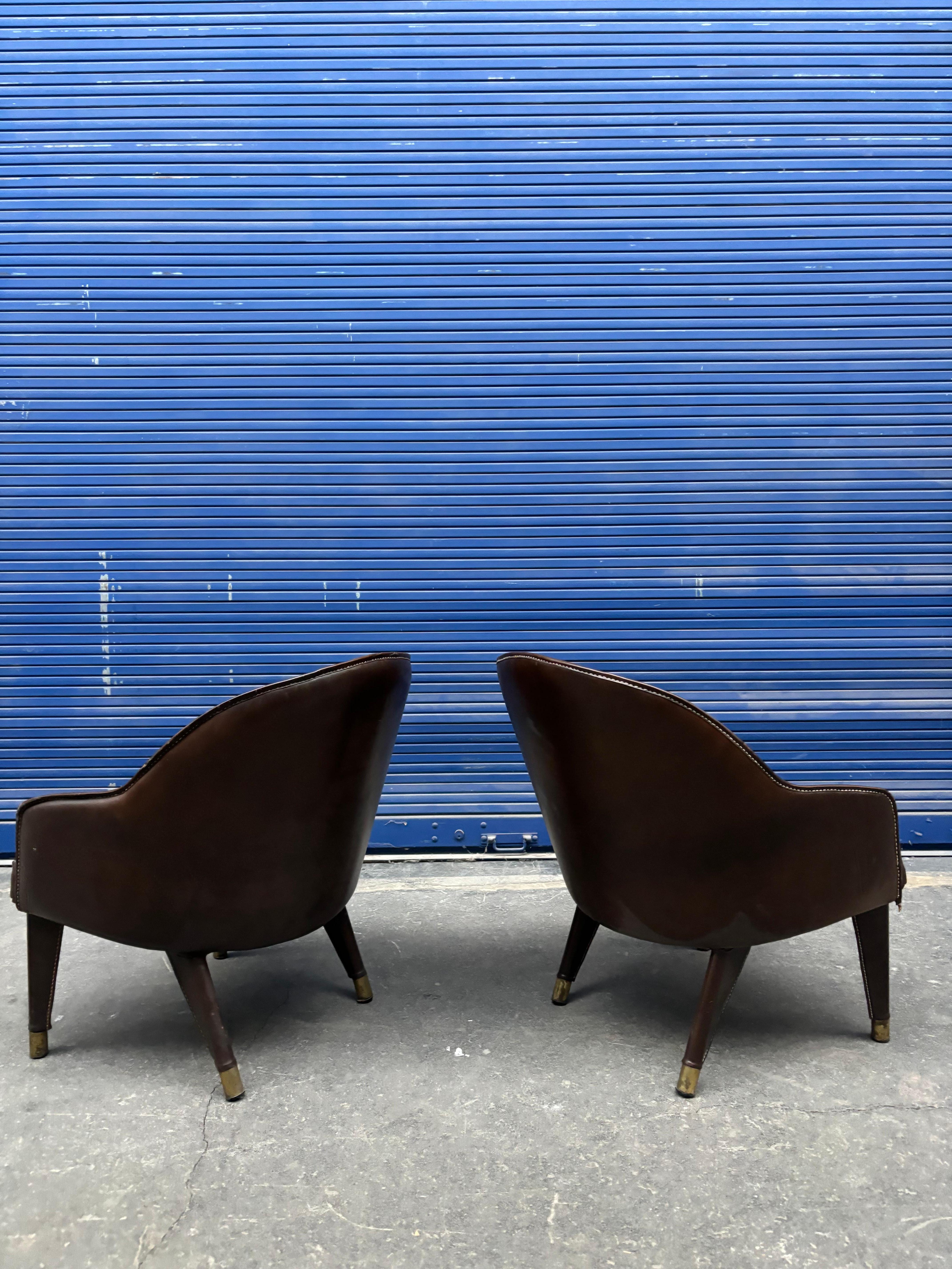 Paire de fauteuils de Jacques Adnet en vente 2