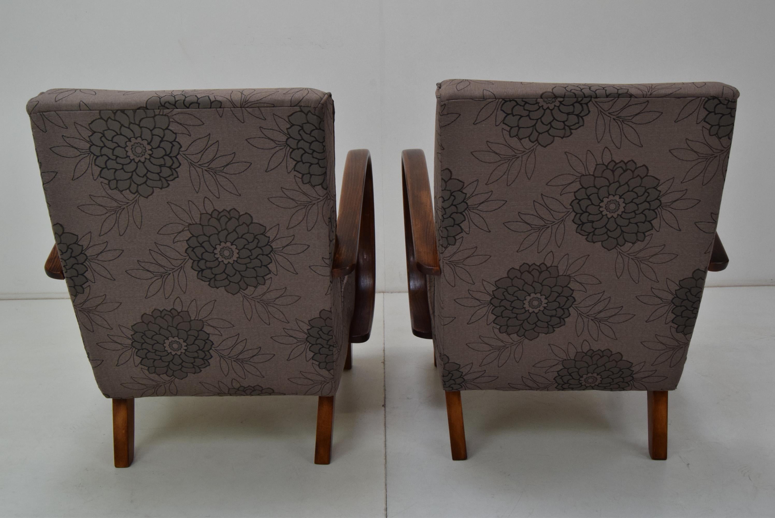 Pair of Armchairs by Jindrich Halabala, 1950's For Sale 5