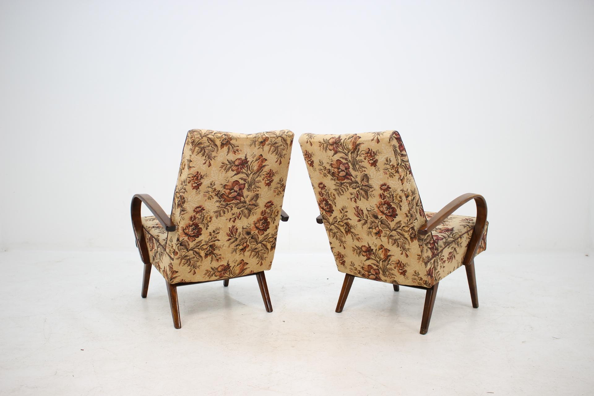 Pair of Armchairs by Jindřich Halabala, 1960s In Good Condition In Praha, CZ