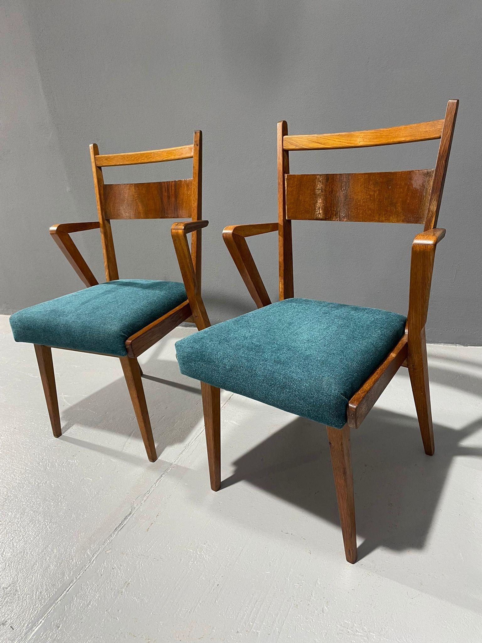 Paire de fauteuils par Jitona, 1970 en vente 4