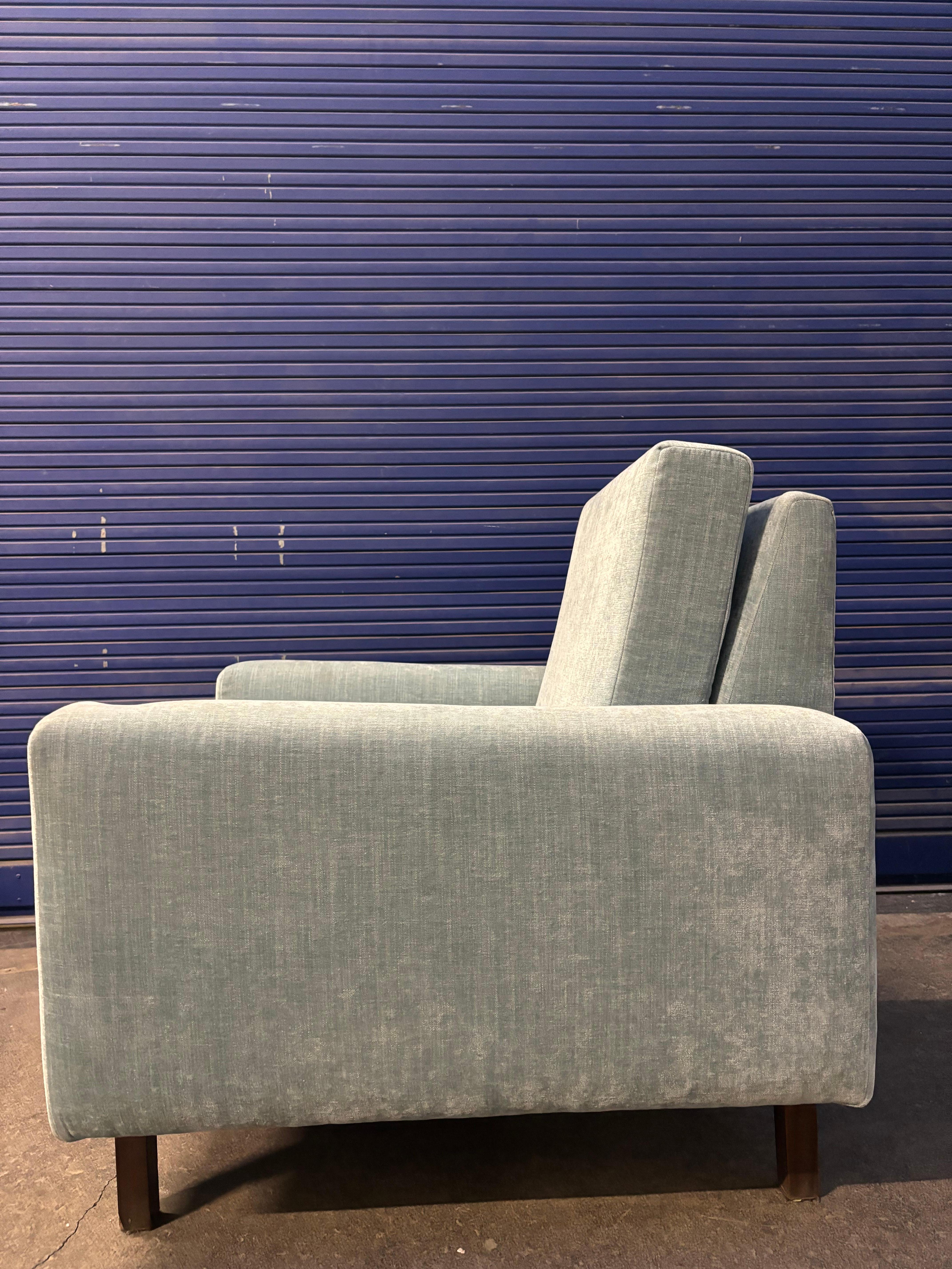 Metà XX secolo Coppia di poltrone di Joaquim Tenreiro in vendita