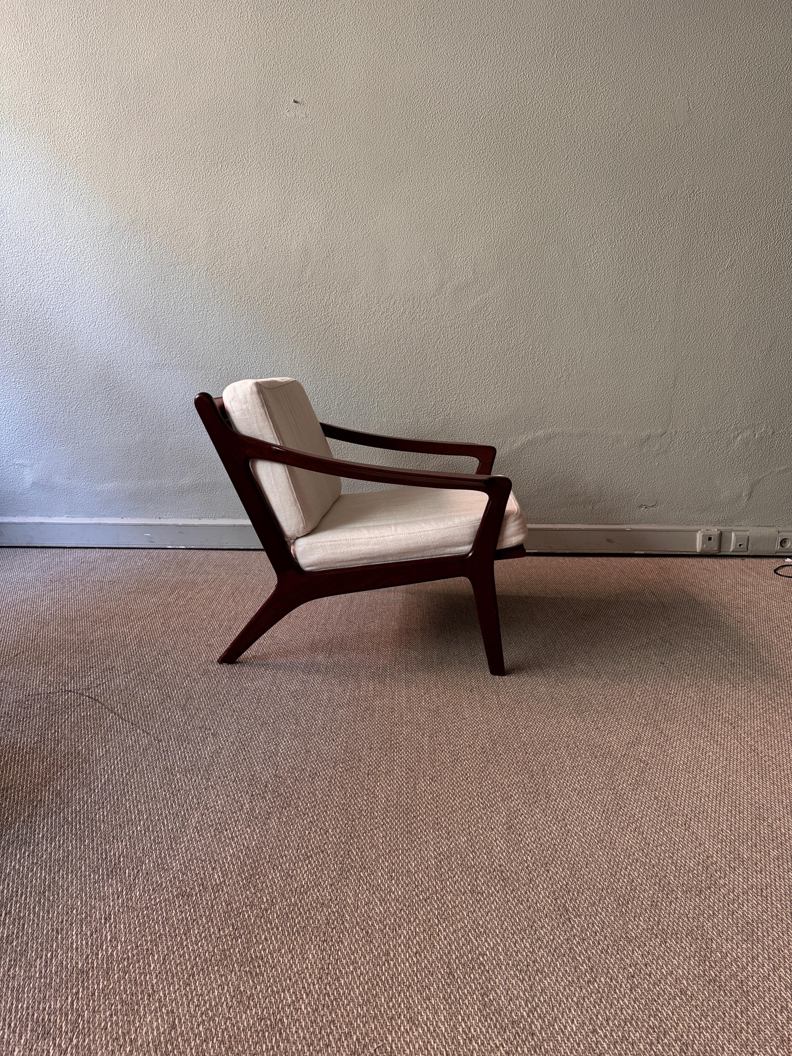 Pair of Armchairs by José Cruz de Carvalho for Altamira, Portugal 1960’s For Sale 3