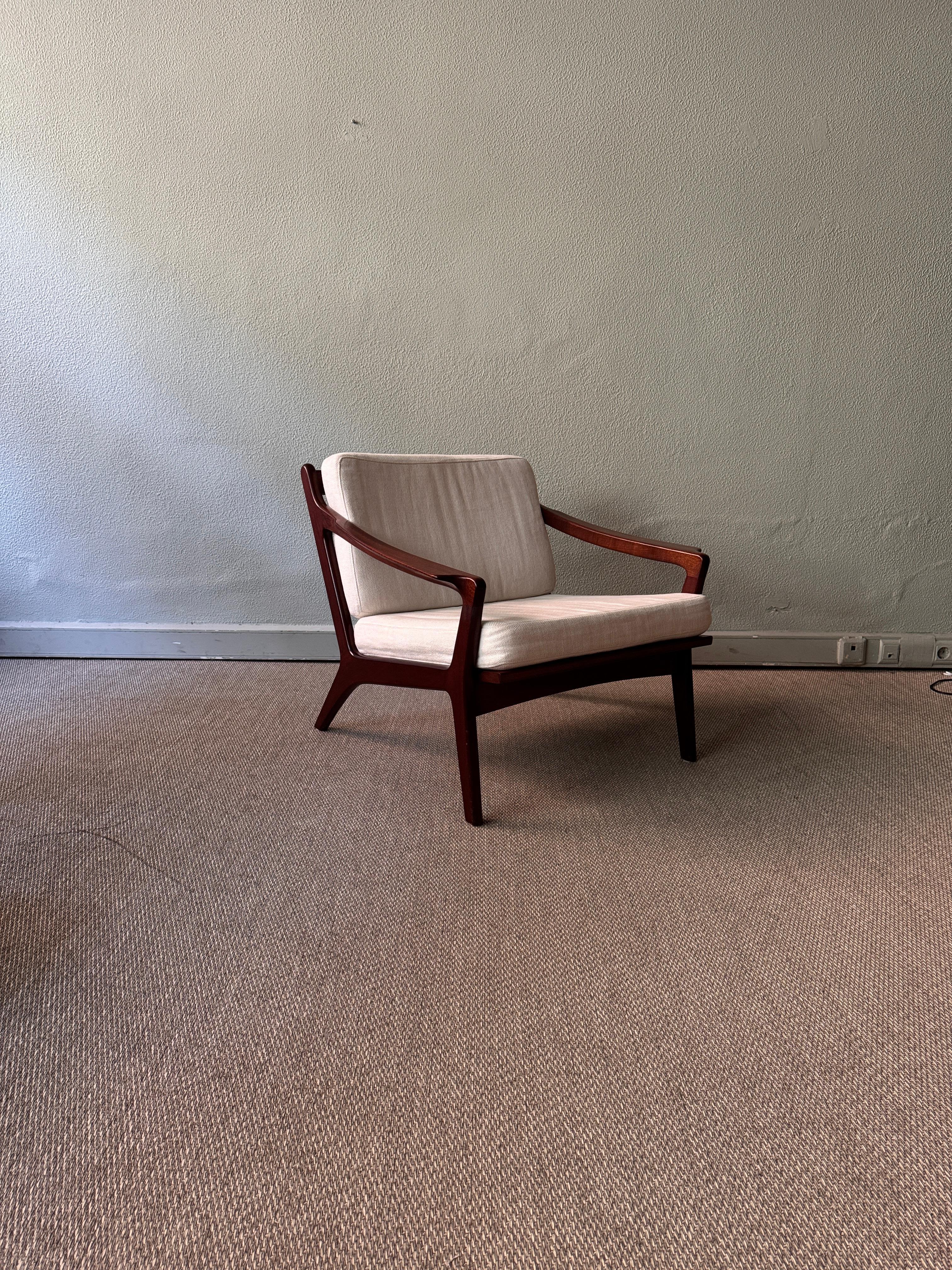 Pair of Armchairs by José Cruz de Carvalho for Altamira, Portugal 1960’s For Sale 4