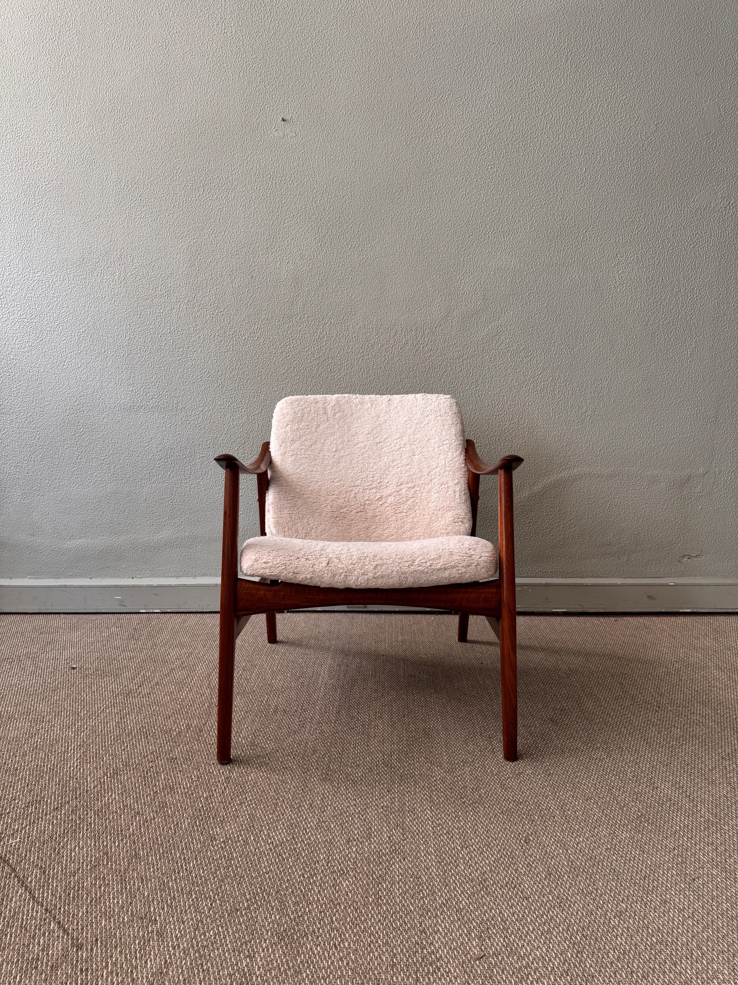 Pair of Armchairs by José Cruz de Carvalho for Altamira, Portugal 1960’s 1