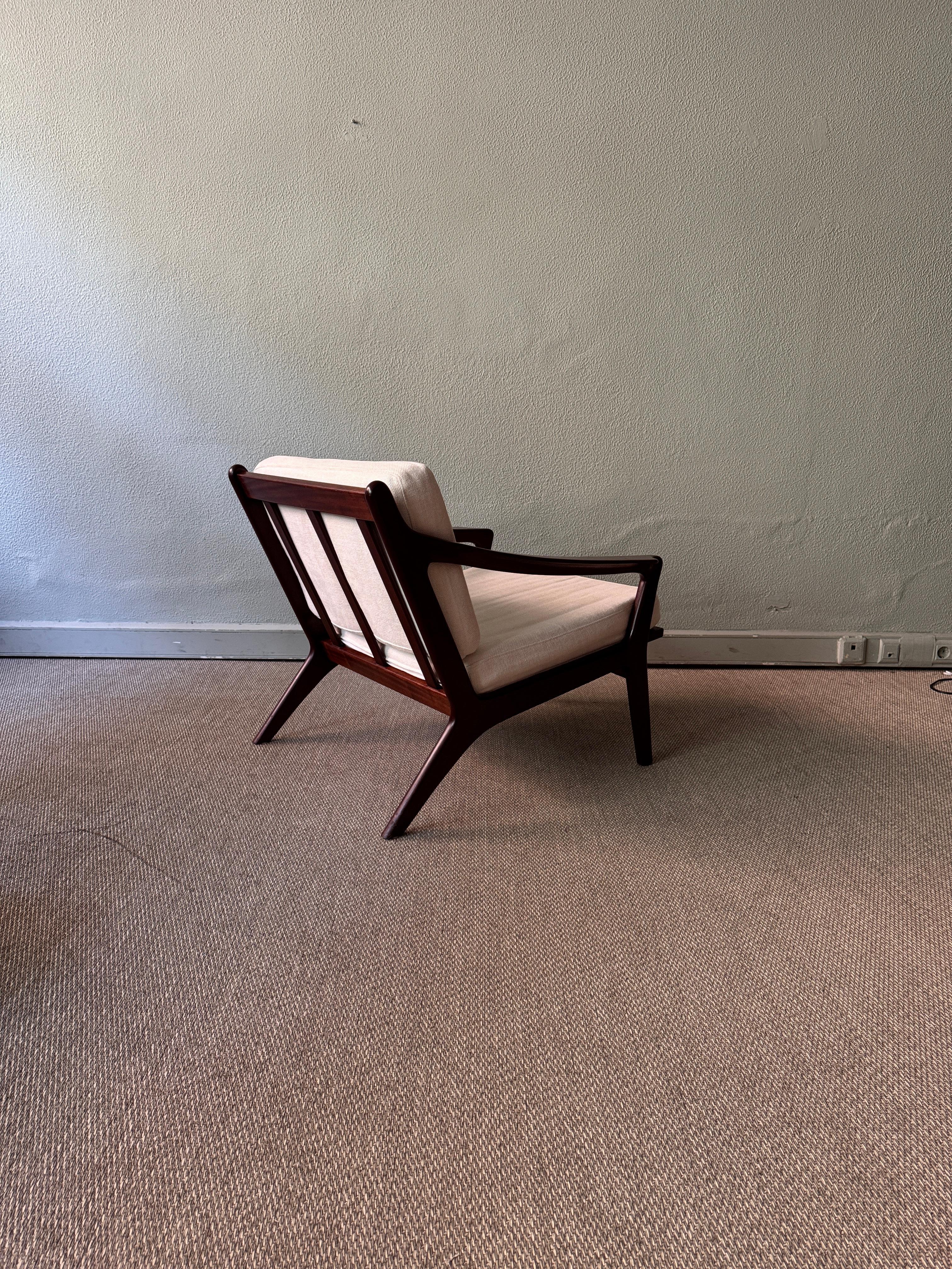Pair of Armchairs by José Cruz de Carvalho for Altamira, Portugal 1960’s For Sale 2