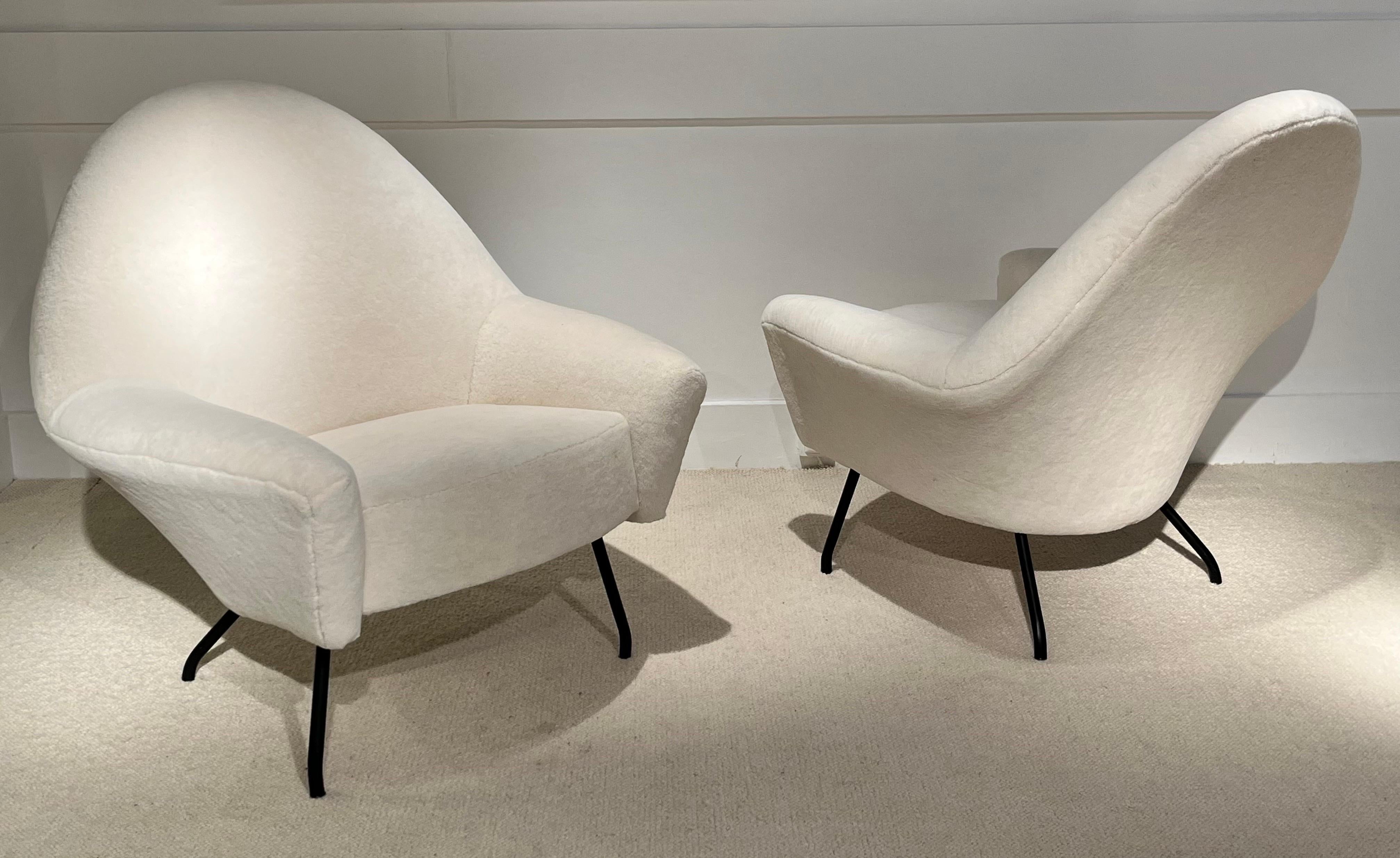 Mid-Century Modern Pair of Armchairs by Joseph André Motte 